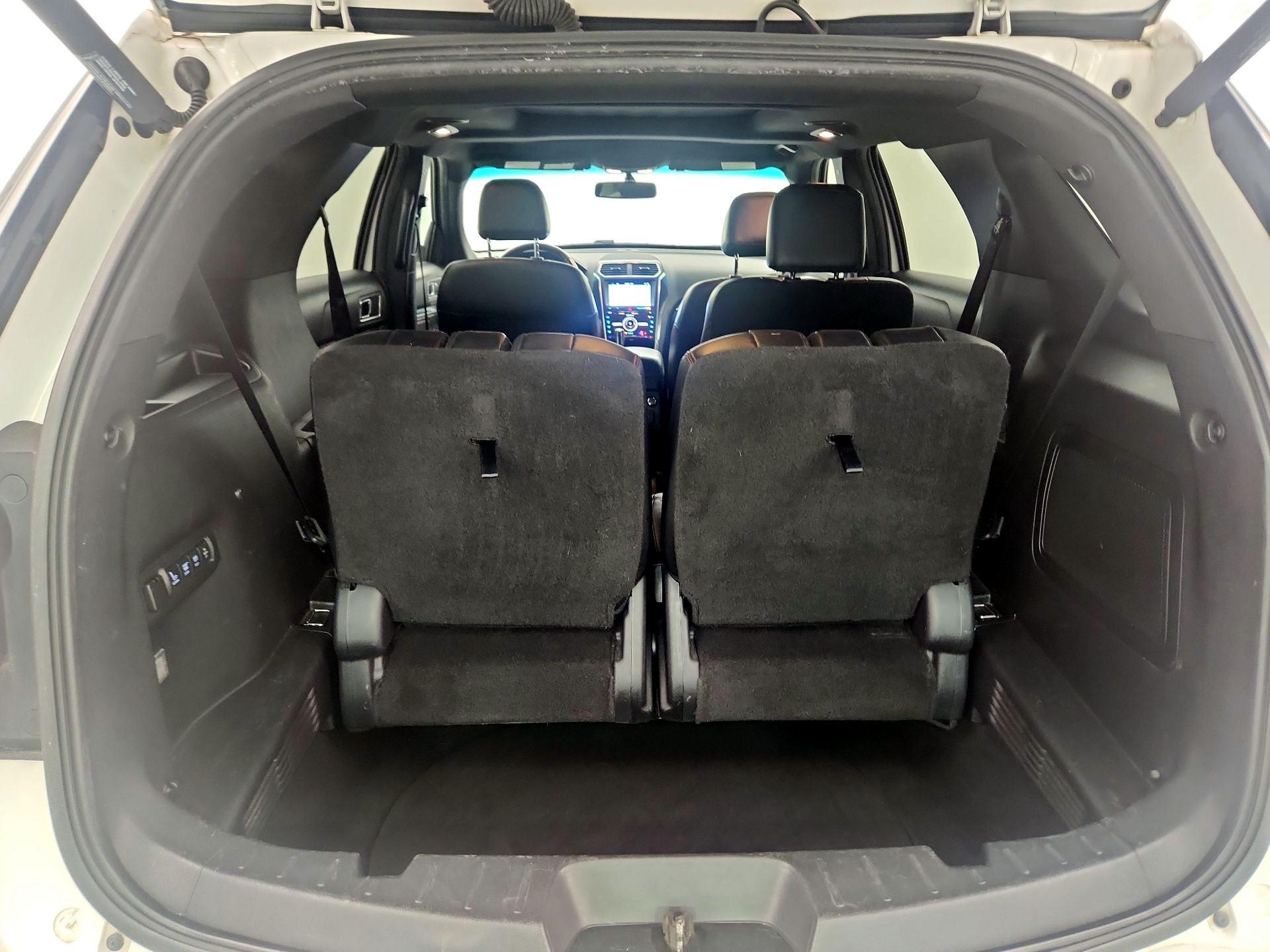 Thumbnail: 2017 Ford Explorer - 18