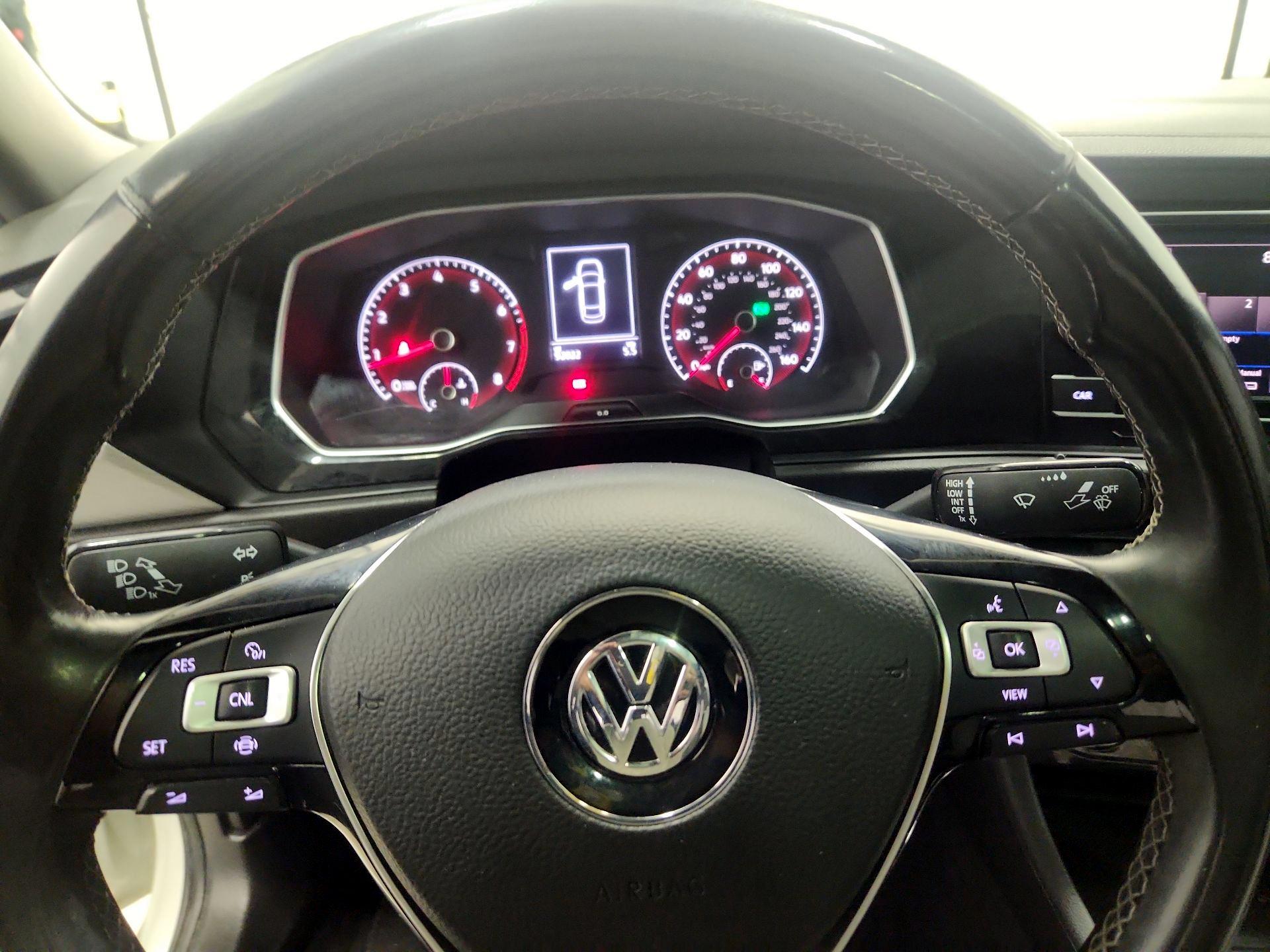 Thumbnail: 2019 Volkswagen Jetta - 10