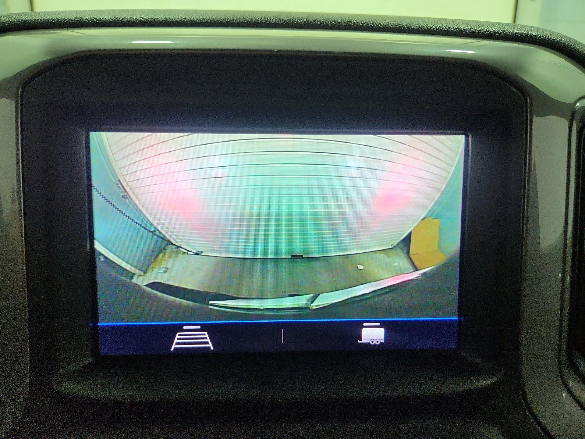 Thumbnail: 2021 Chevrolet Silverado 1500 - 15