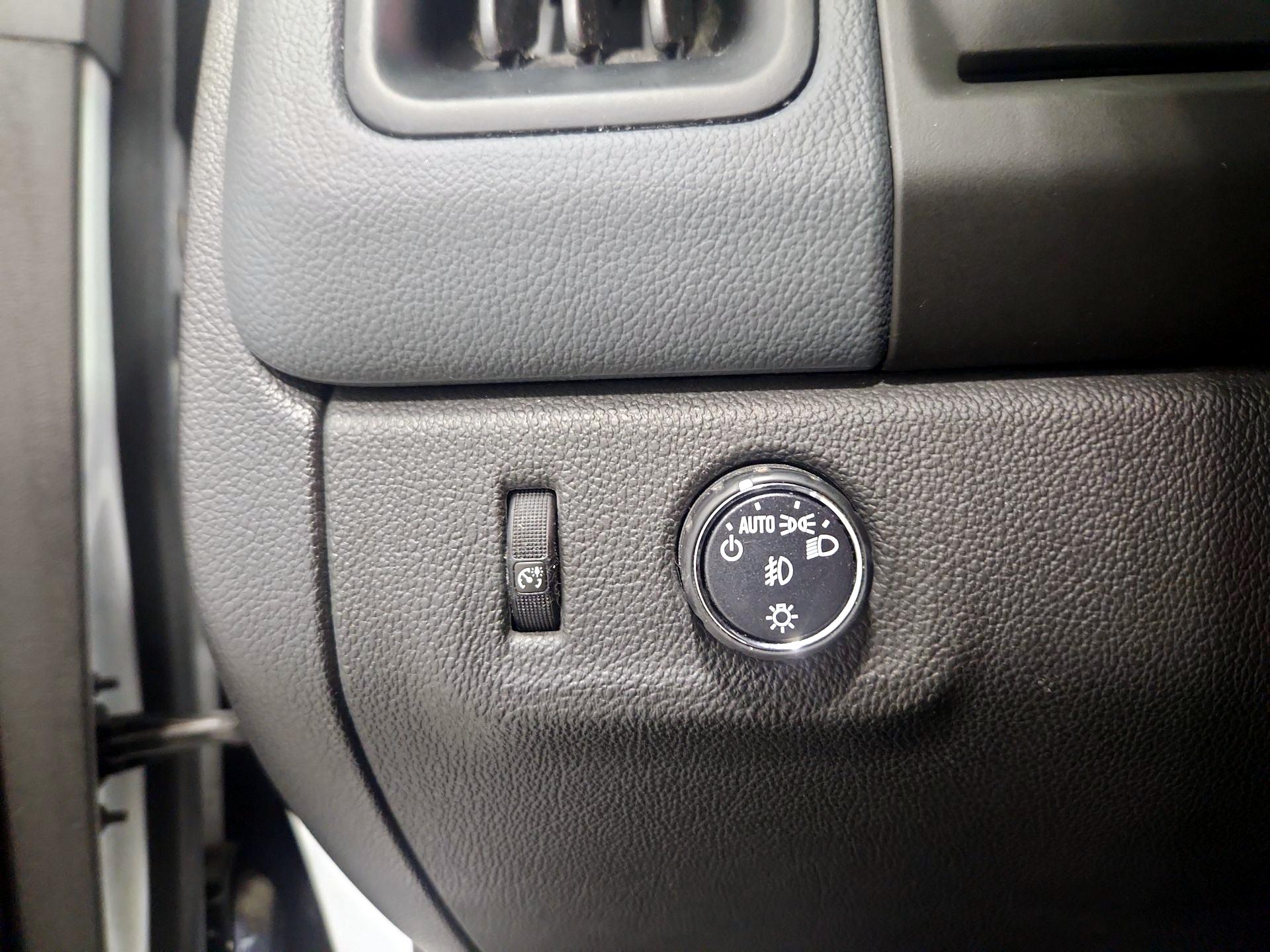 Thumbnail: 2016 Chevrolet Colorado - 13