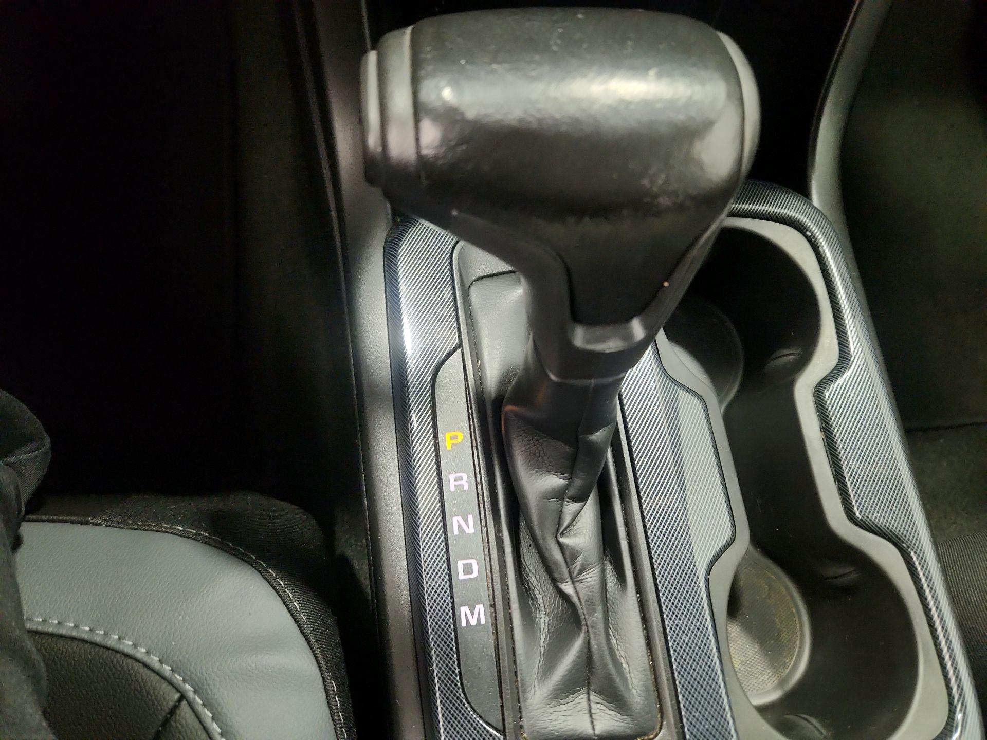 Thumbnail: 2016 Chevrolet Colorado - 17