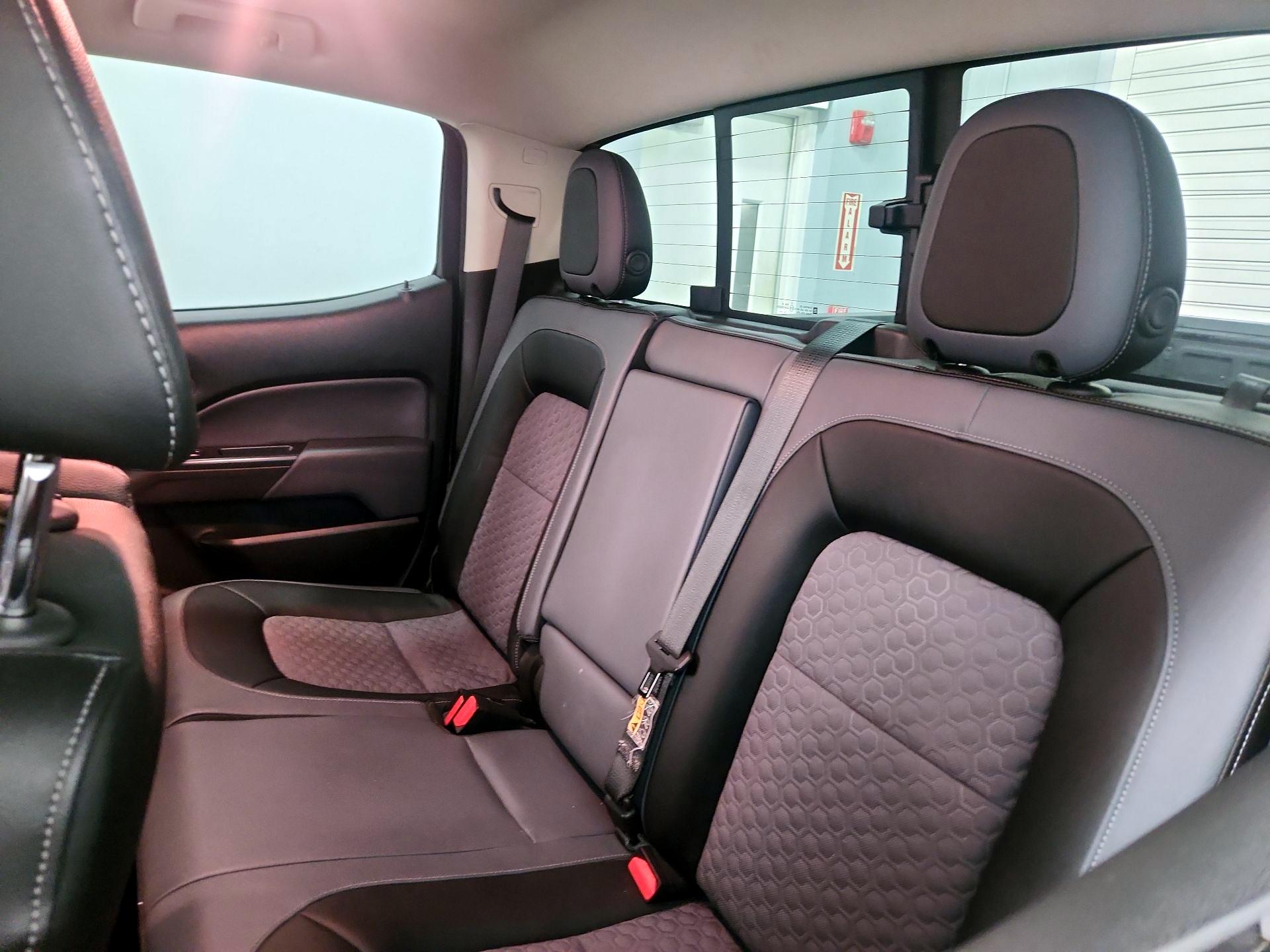 Thumbnail: 2016 Chevrolet Colorado - 19