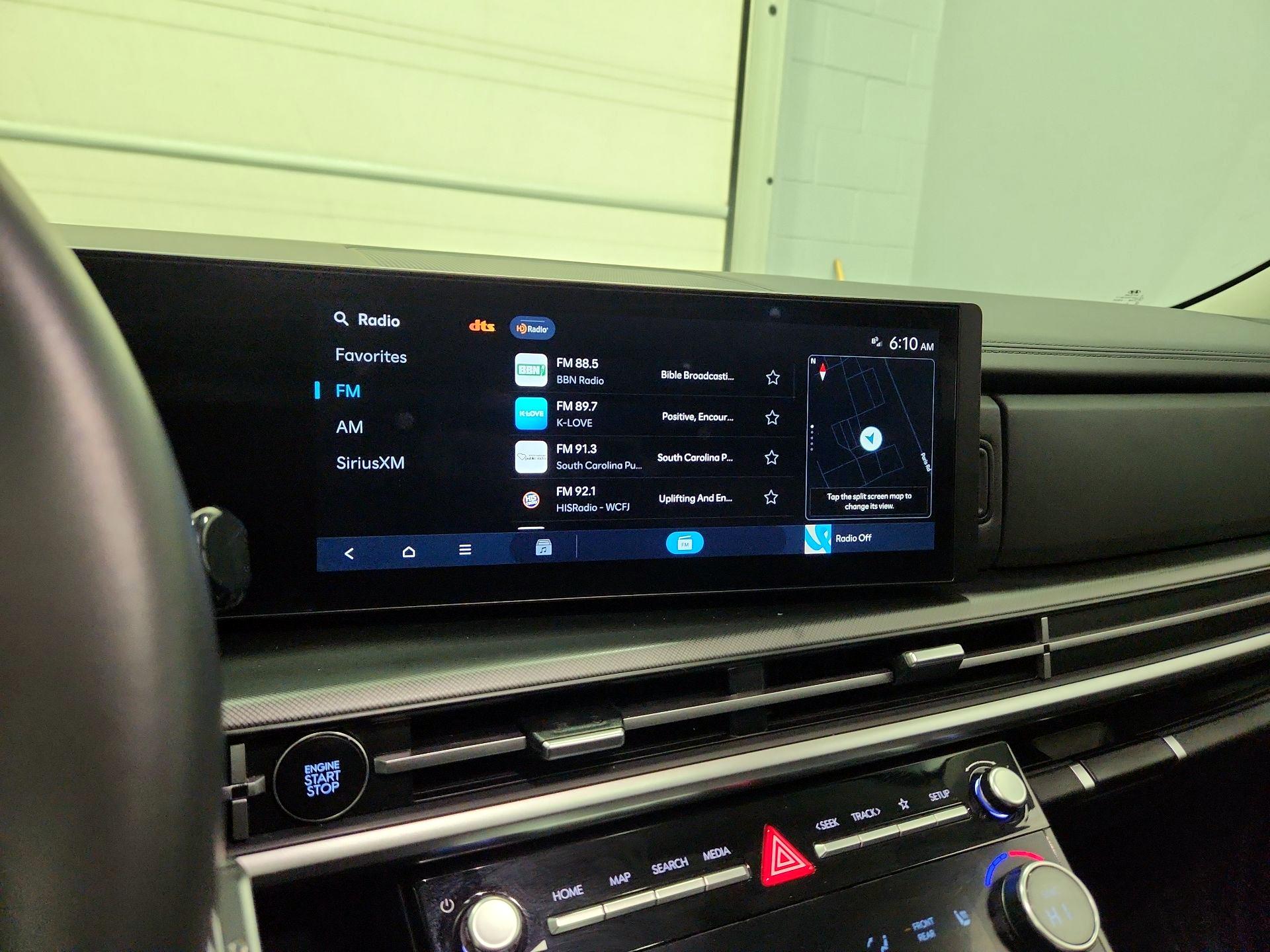 Thumbnail: 2024 Hyundai Santa Fe - 16