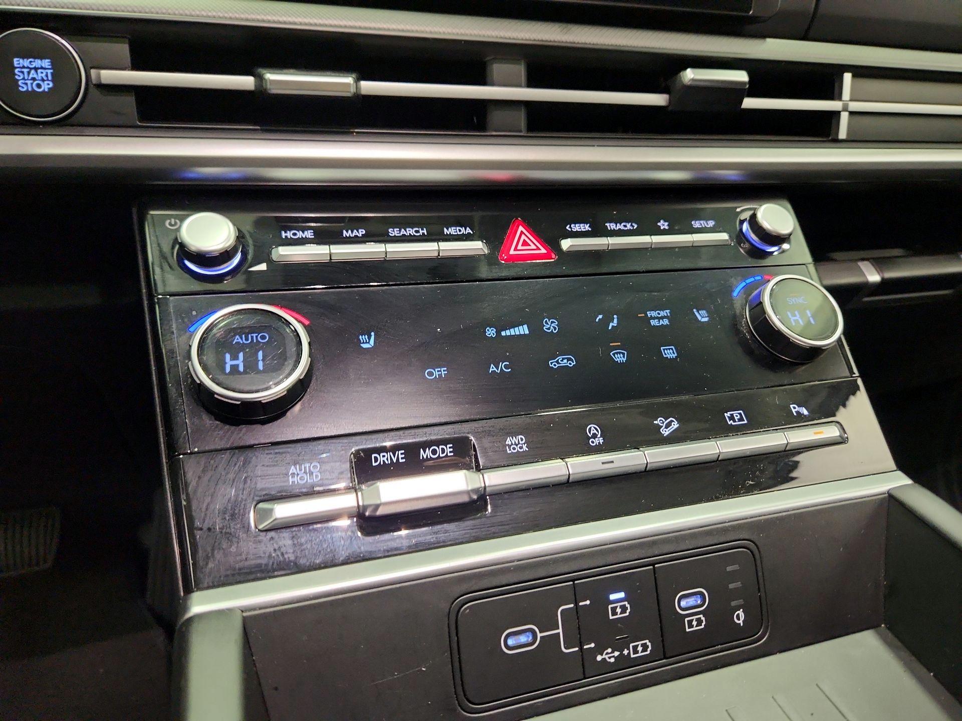 Thumbnail: 2024 Hyundai Santa Fe - 17