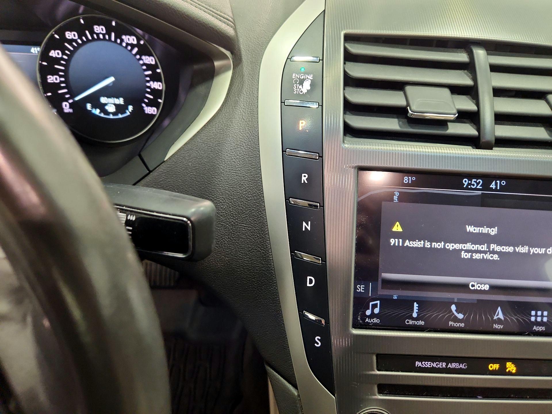 Thumbnail: 2017 Lincoln MKZ - 16