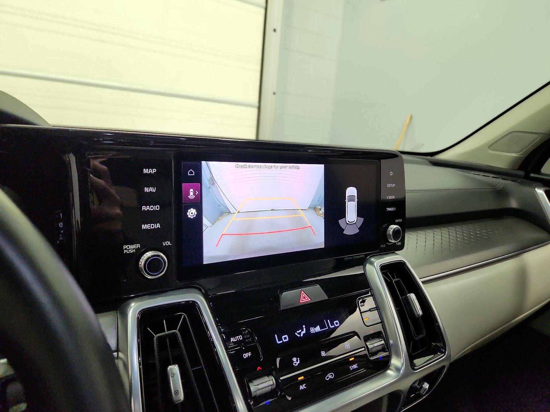 Thumbnail: 2022 Kia Sorento - 15