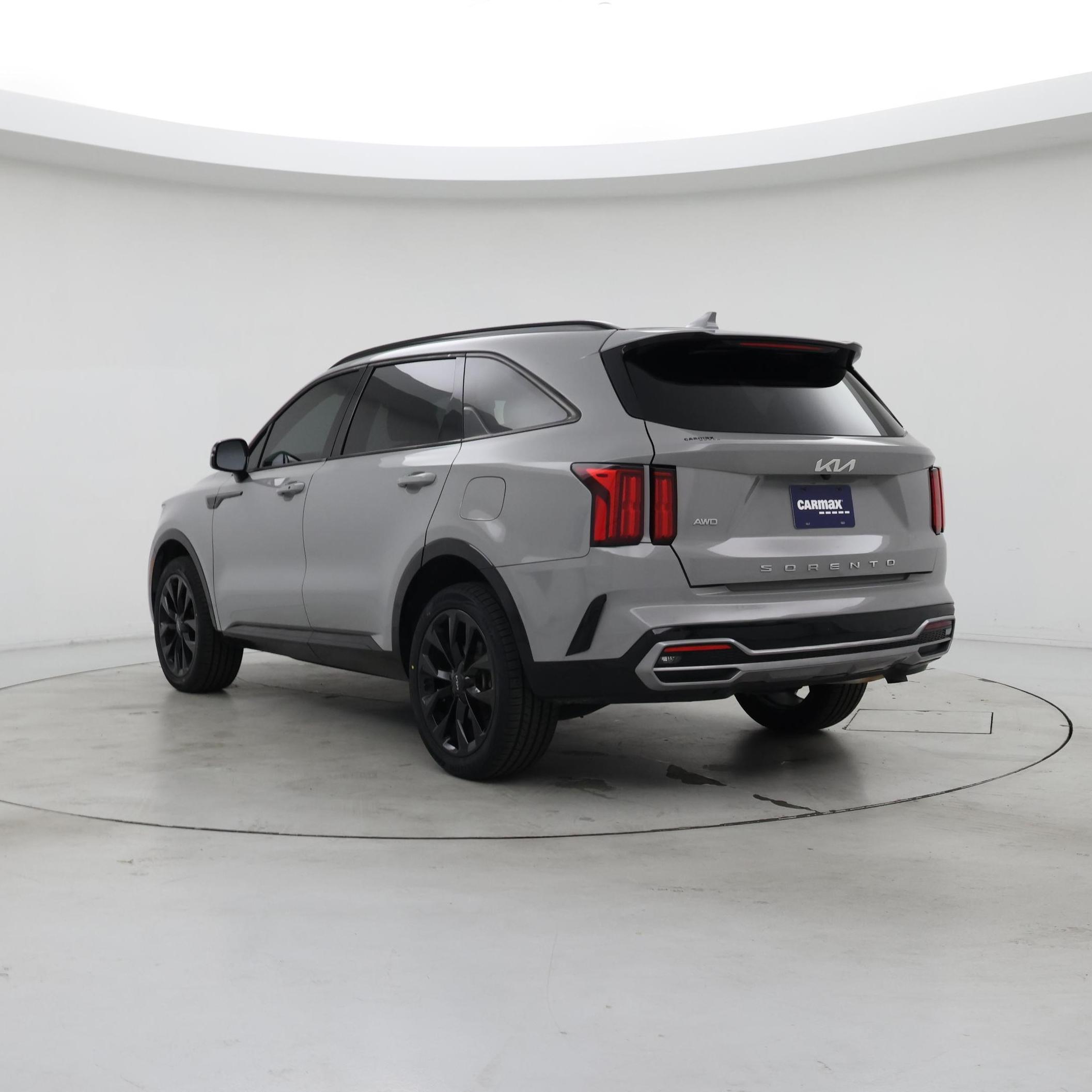 Thumbnail: 2022 Kia Sorento - 2