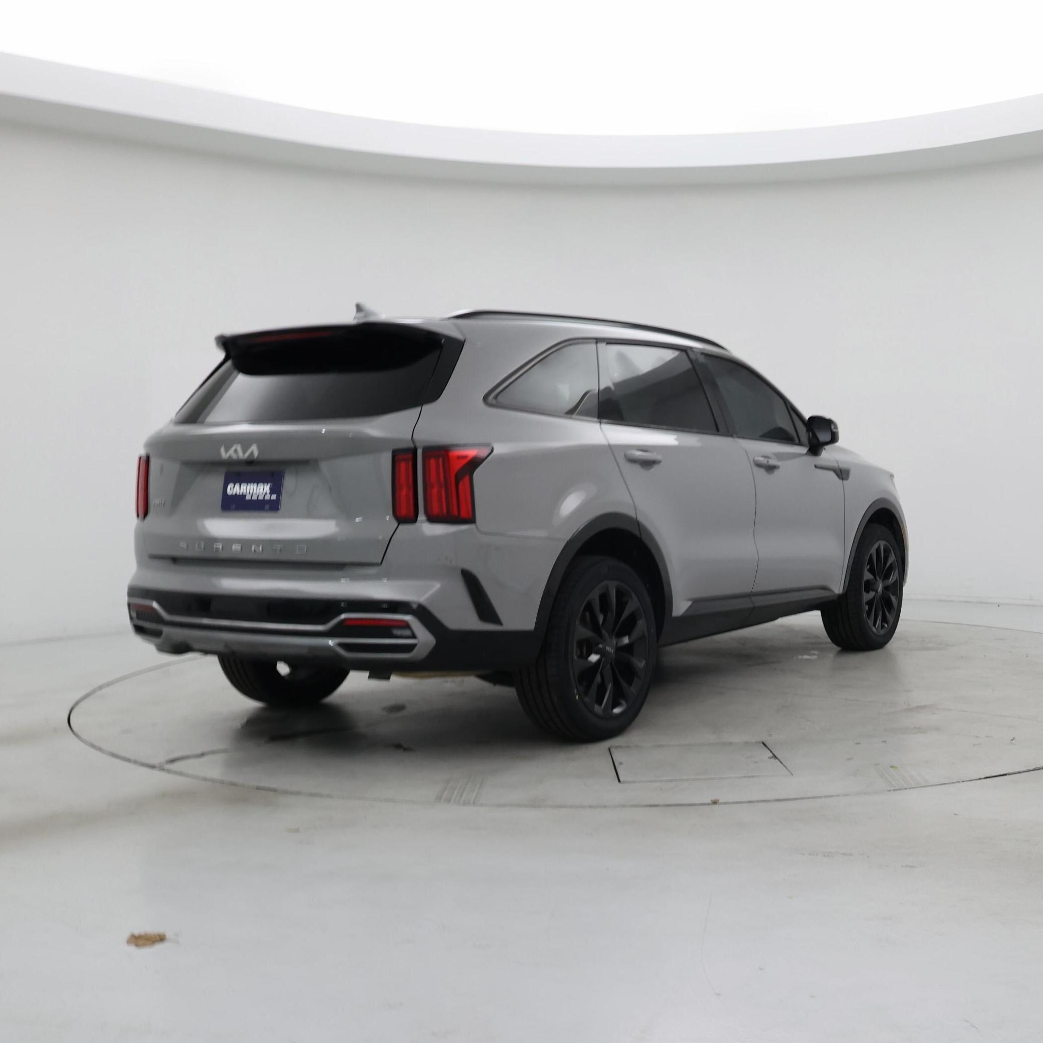 Thumbnail: 2022 Kia Sorento - 8