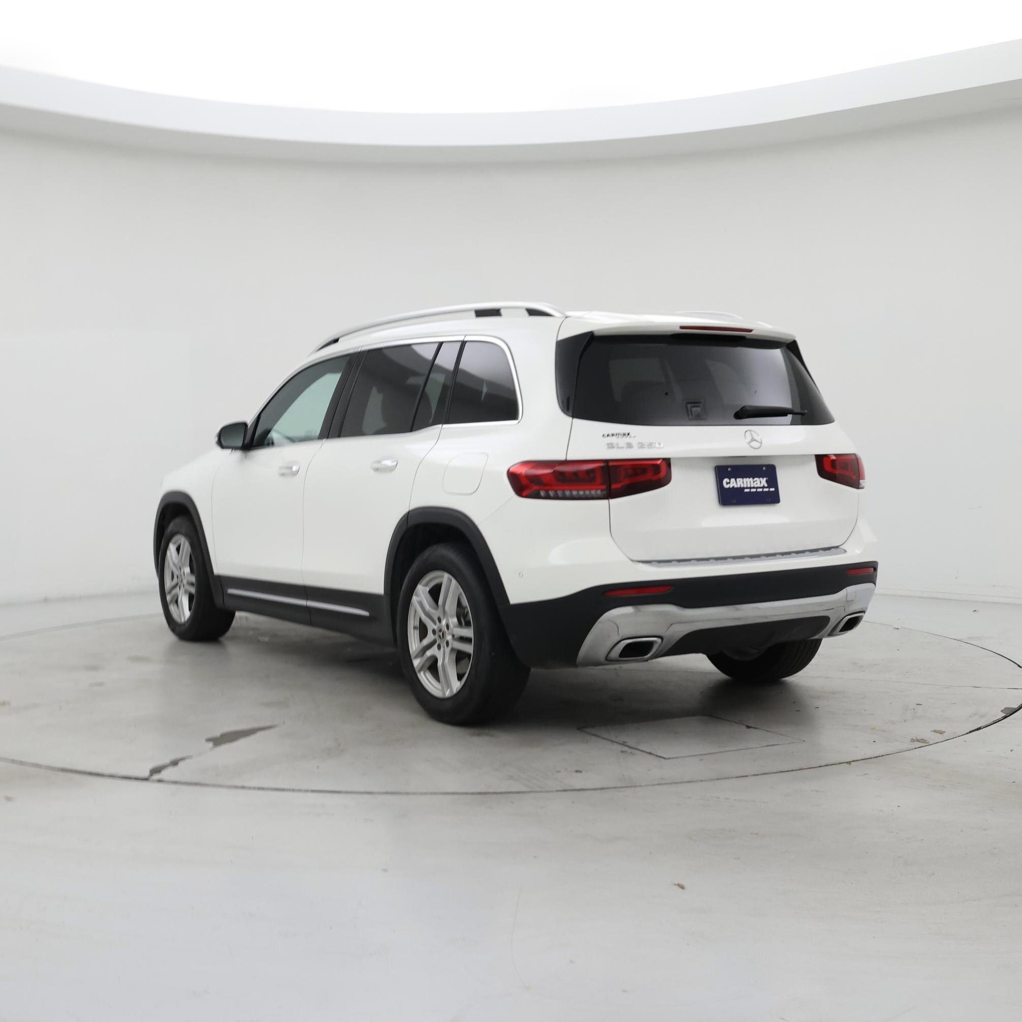 Thumbnail: 2021 Mercedes-Benz GLB - 2