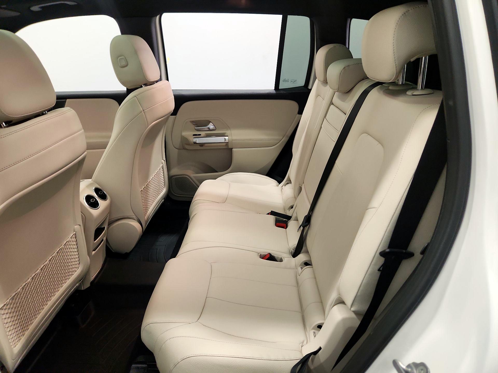 Thumbnail: 2021 Mercedes-Benz GLB - 20