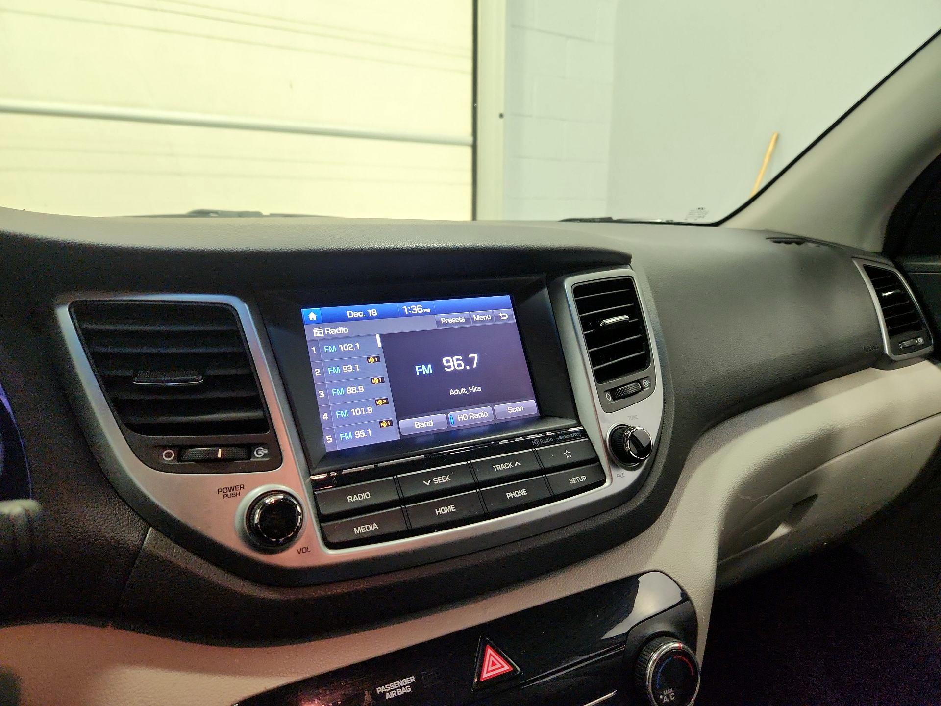 Thumbnail: 2018 Hyundai Tucson - 15