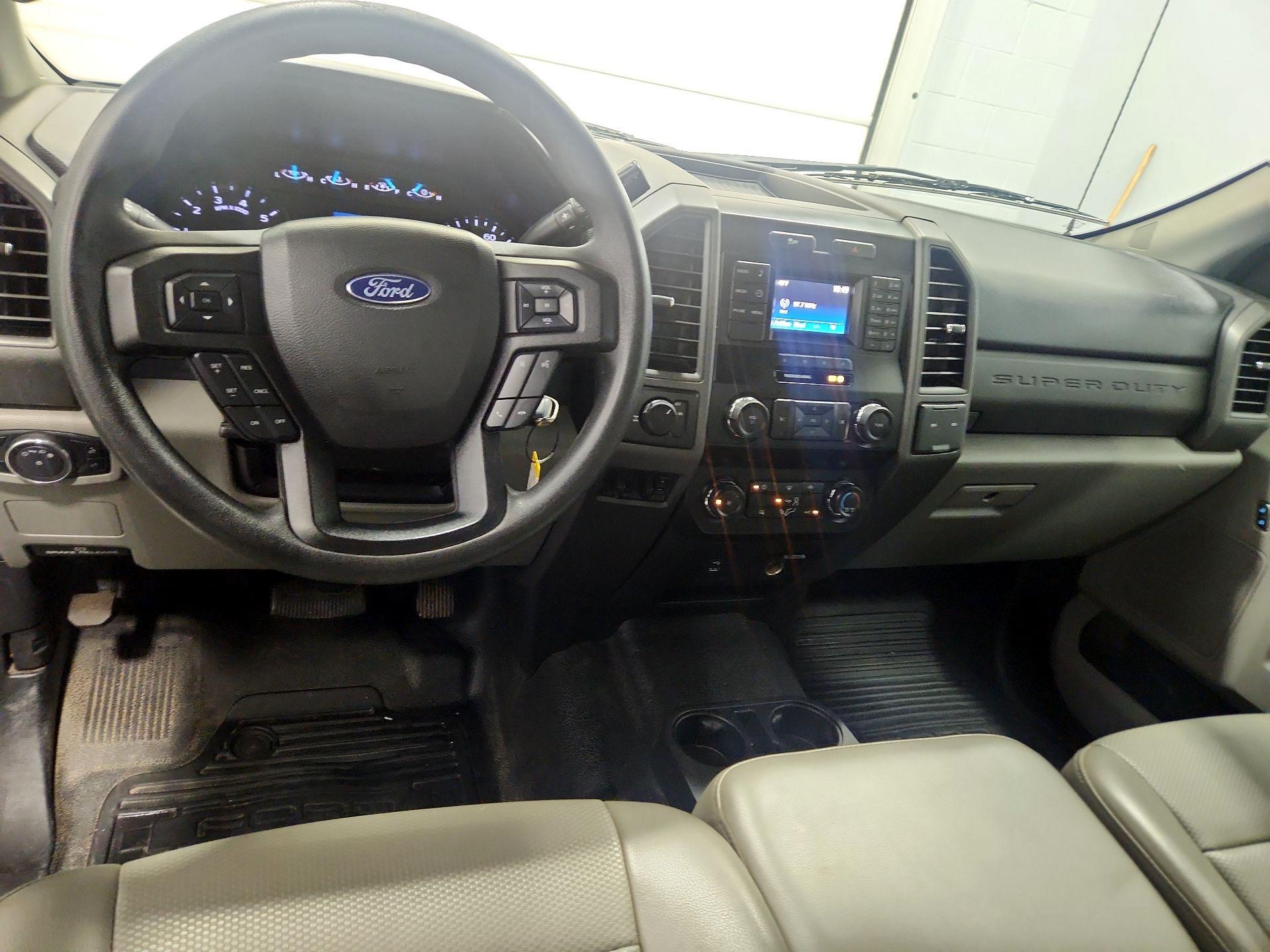 Thumbnail: 2019 Ford F-250 - 9