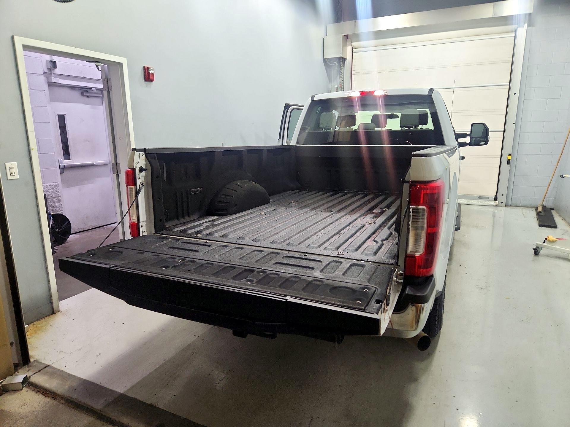 Thumbnail: 2019 Ford F-250 - 20