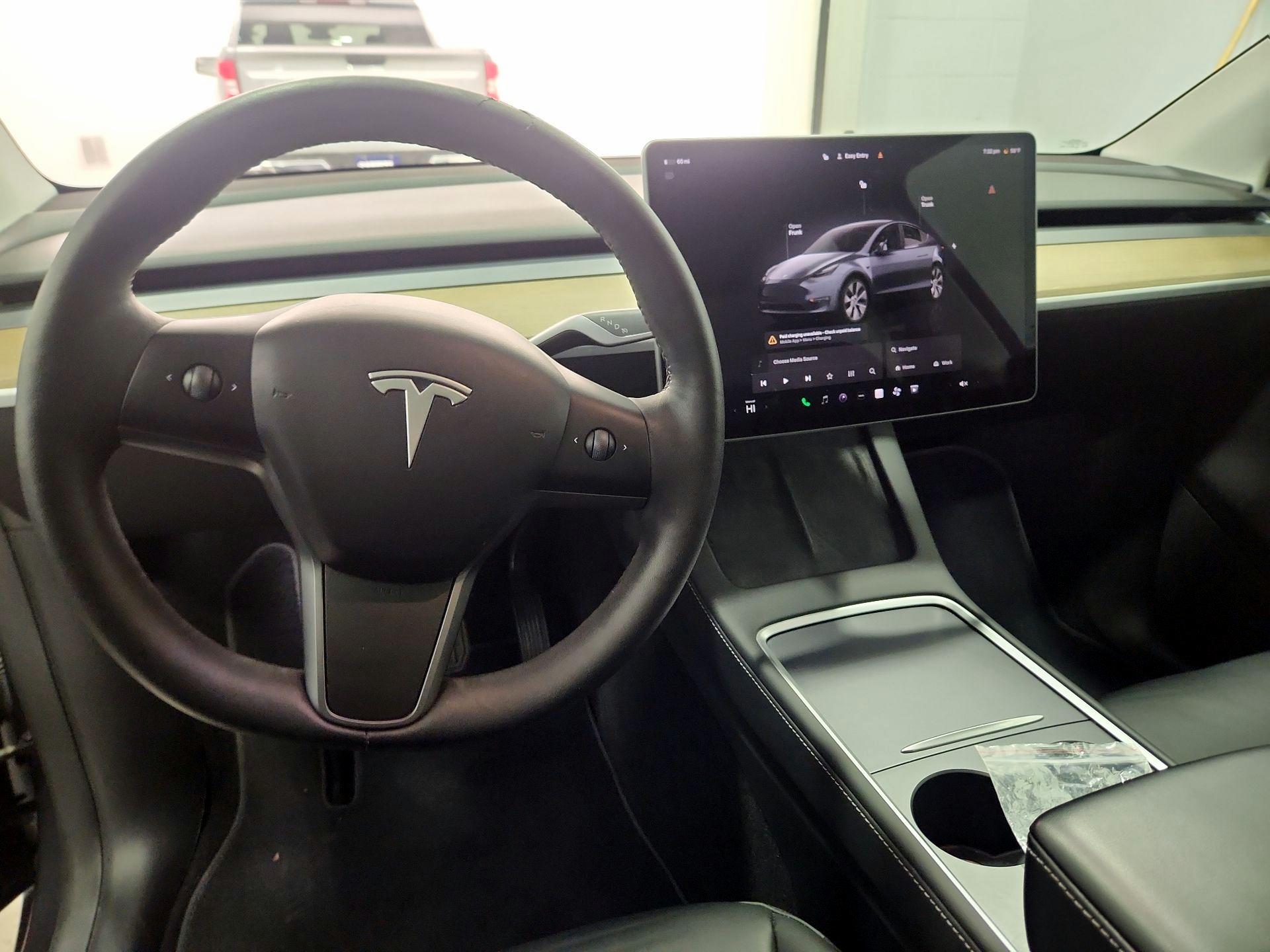 Thumbnail: 2023 Tesla Model Y - 9