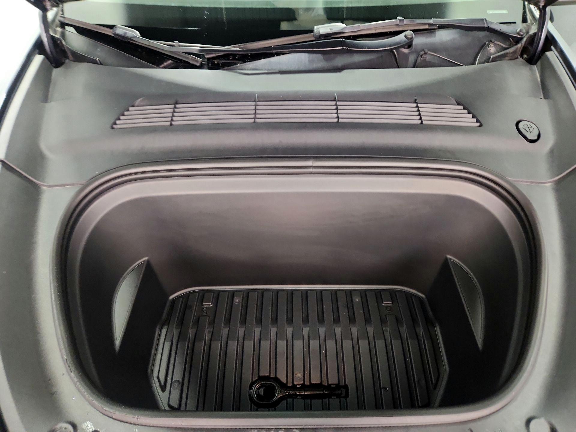 Thumbnail: 2023 Tesla Model Y - 20