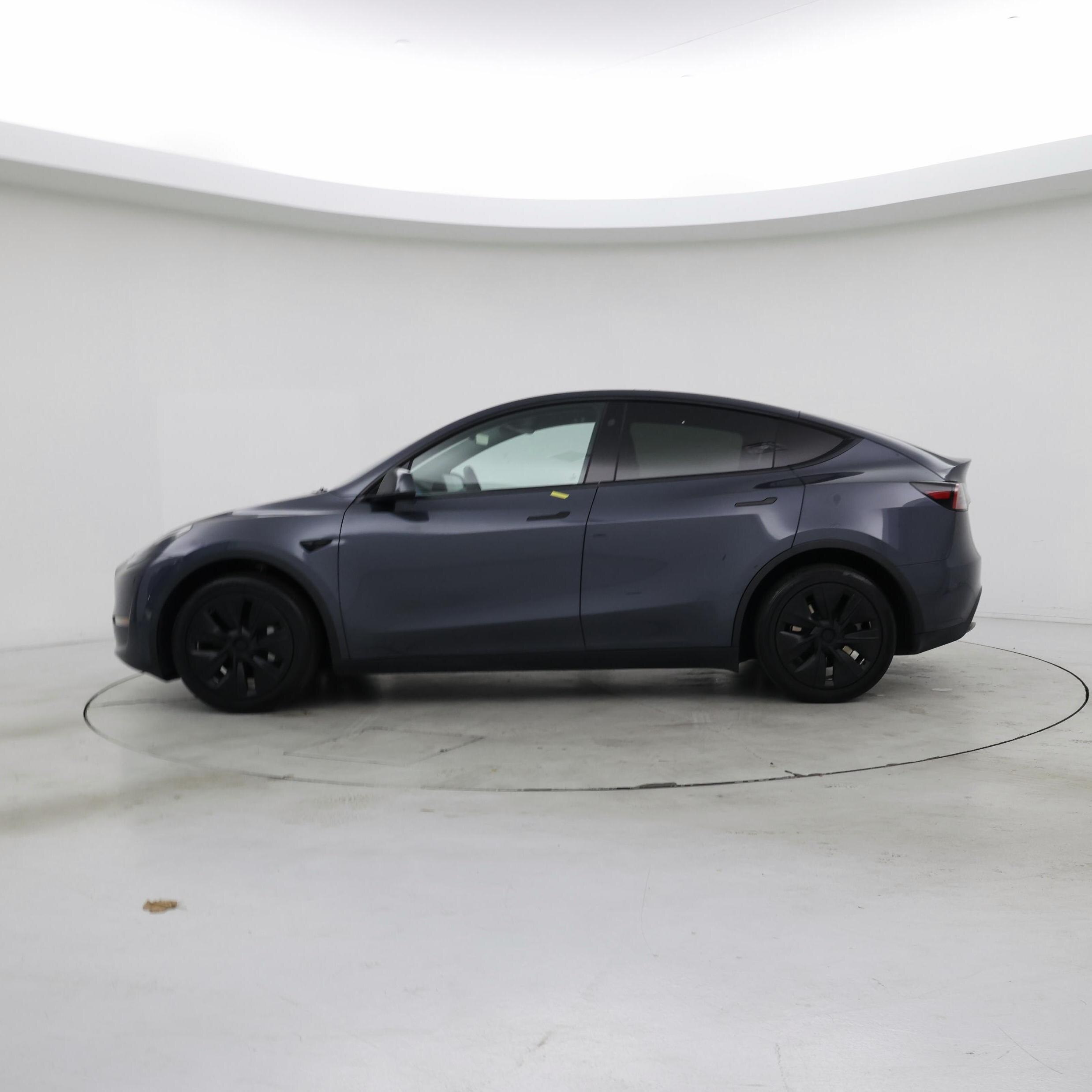 Thumbnail: 2023 Tesla Model Y - 3