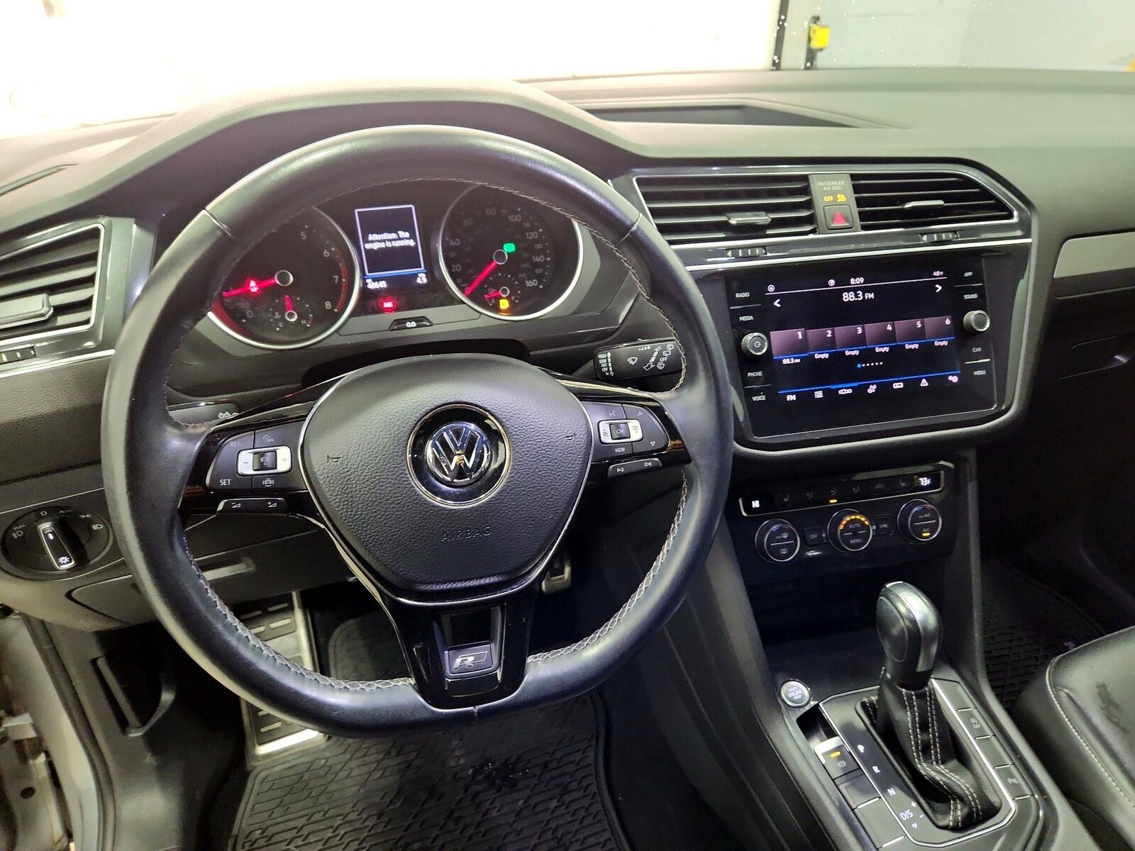 2021 Volkswagen Tiguan SE R-LINE BLACK