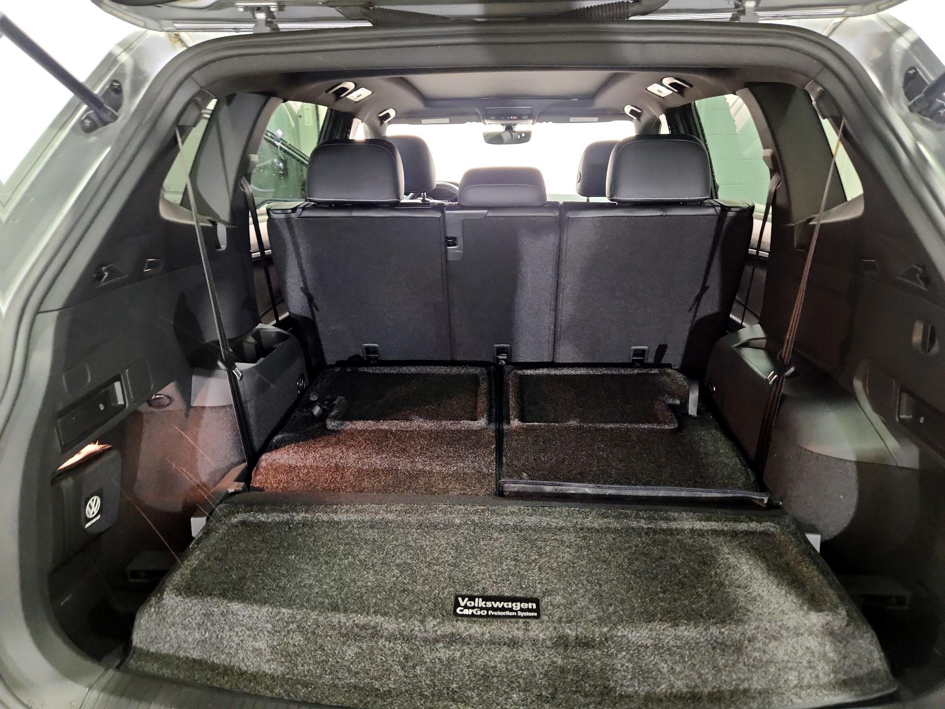 Thumbnail: 2021 Volkswagen Tiguan - 20