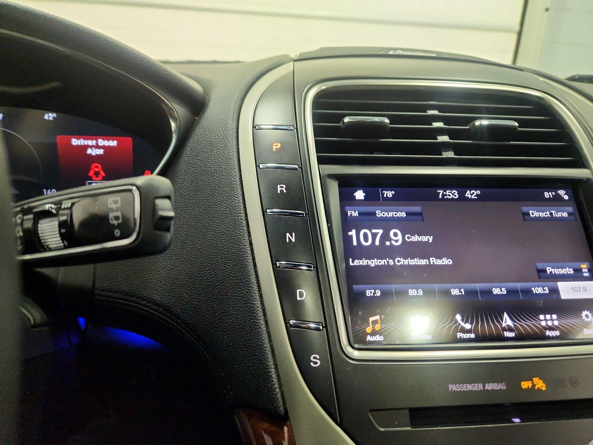 Thumbnail: 2019 Lincoln Nautilus - 18