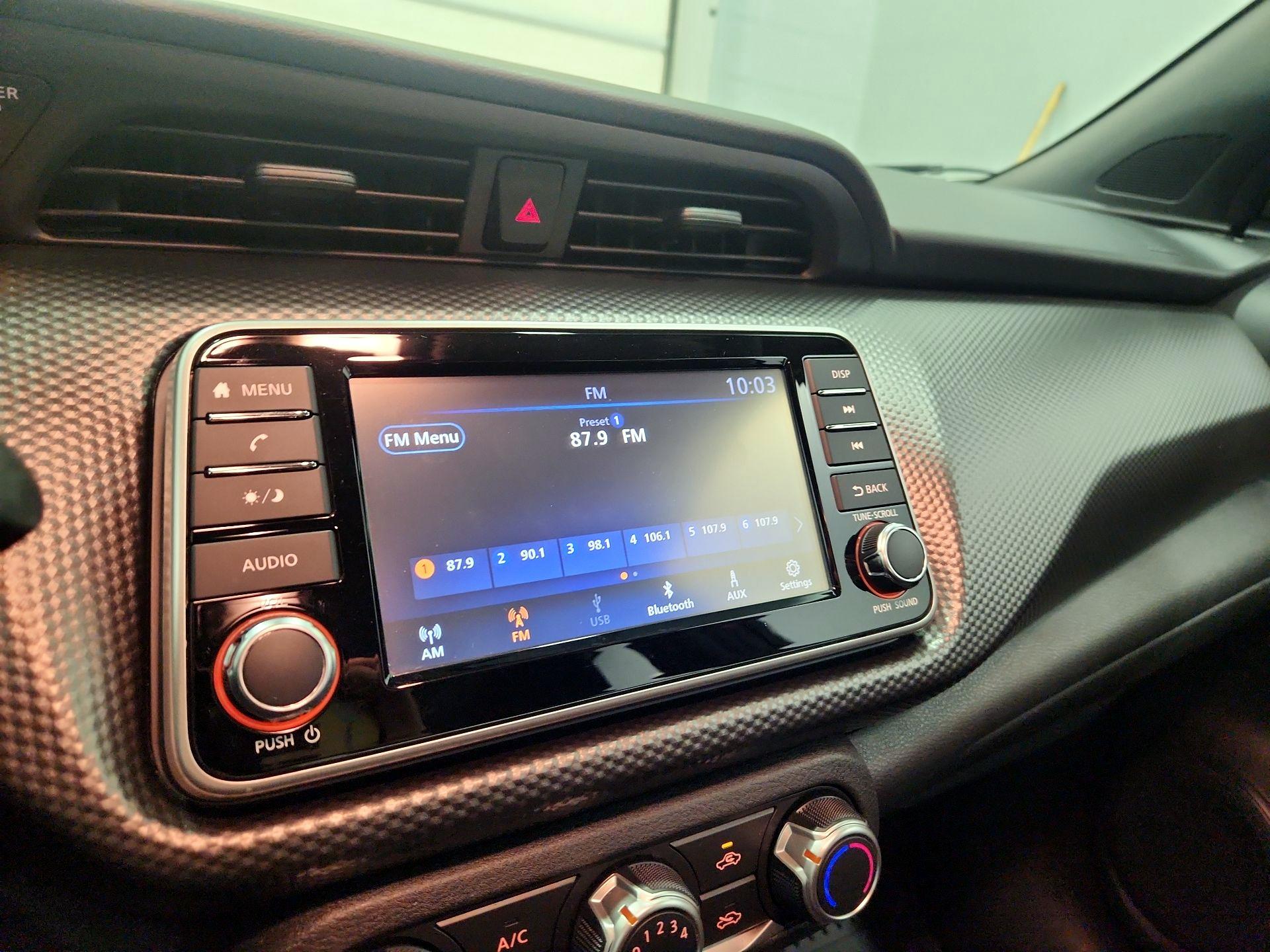 Thumbnail: 2020 Nissan Kicks - 15