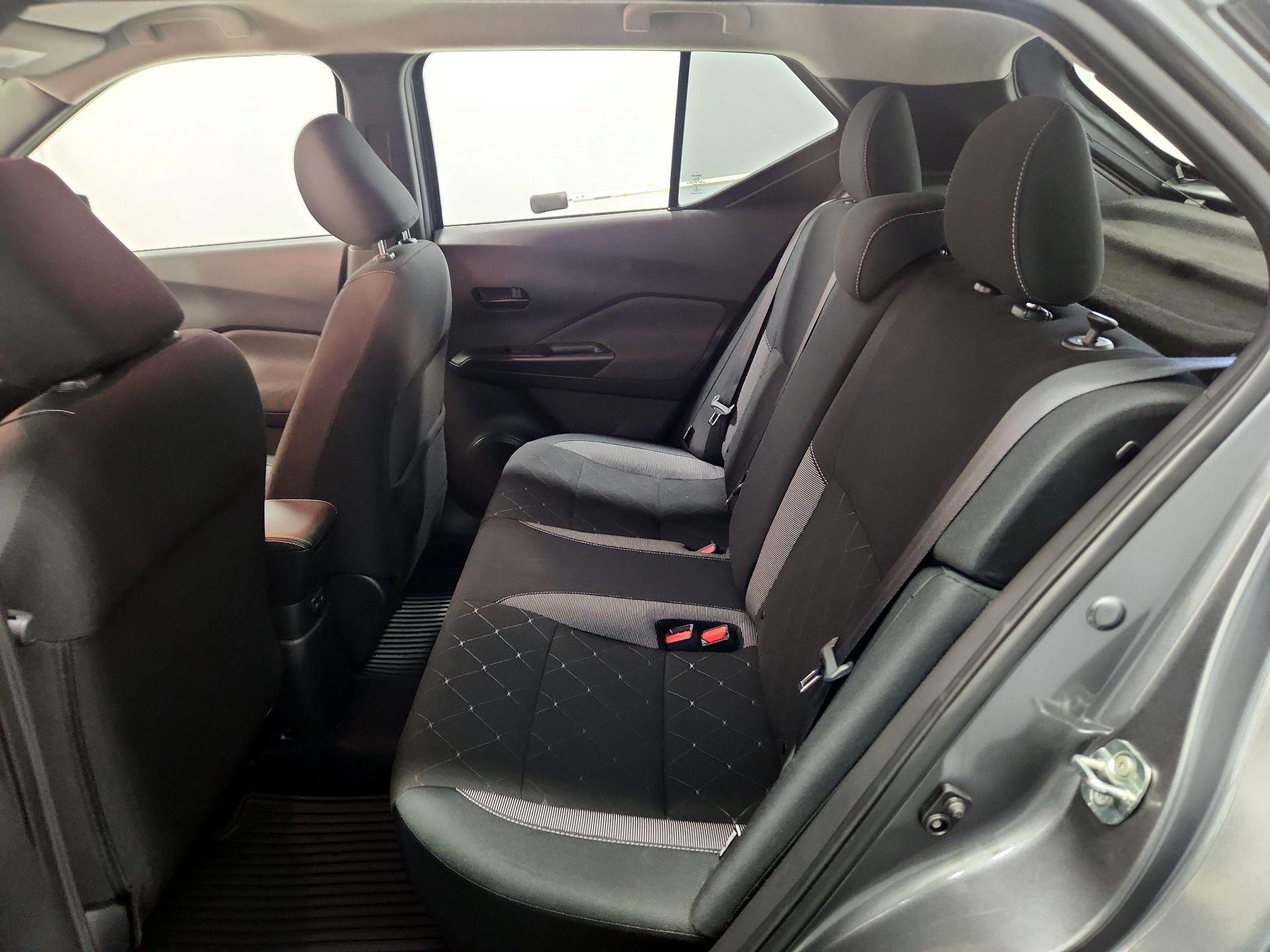 Thumbnail: 2020 Nissan Kicks - 19