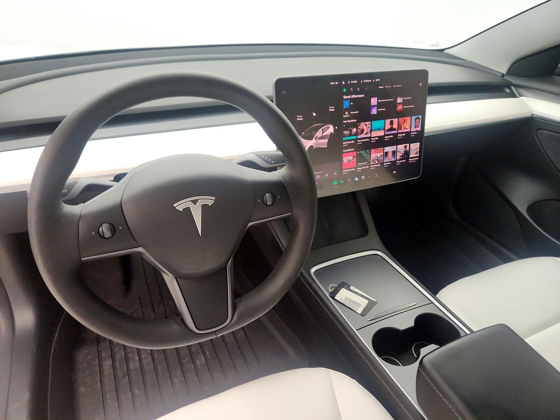 Thumbnail: 2021 Tesla Model 3 - 8