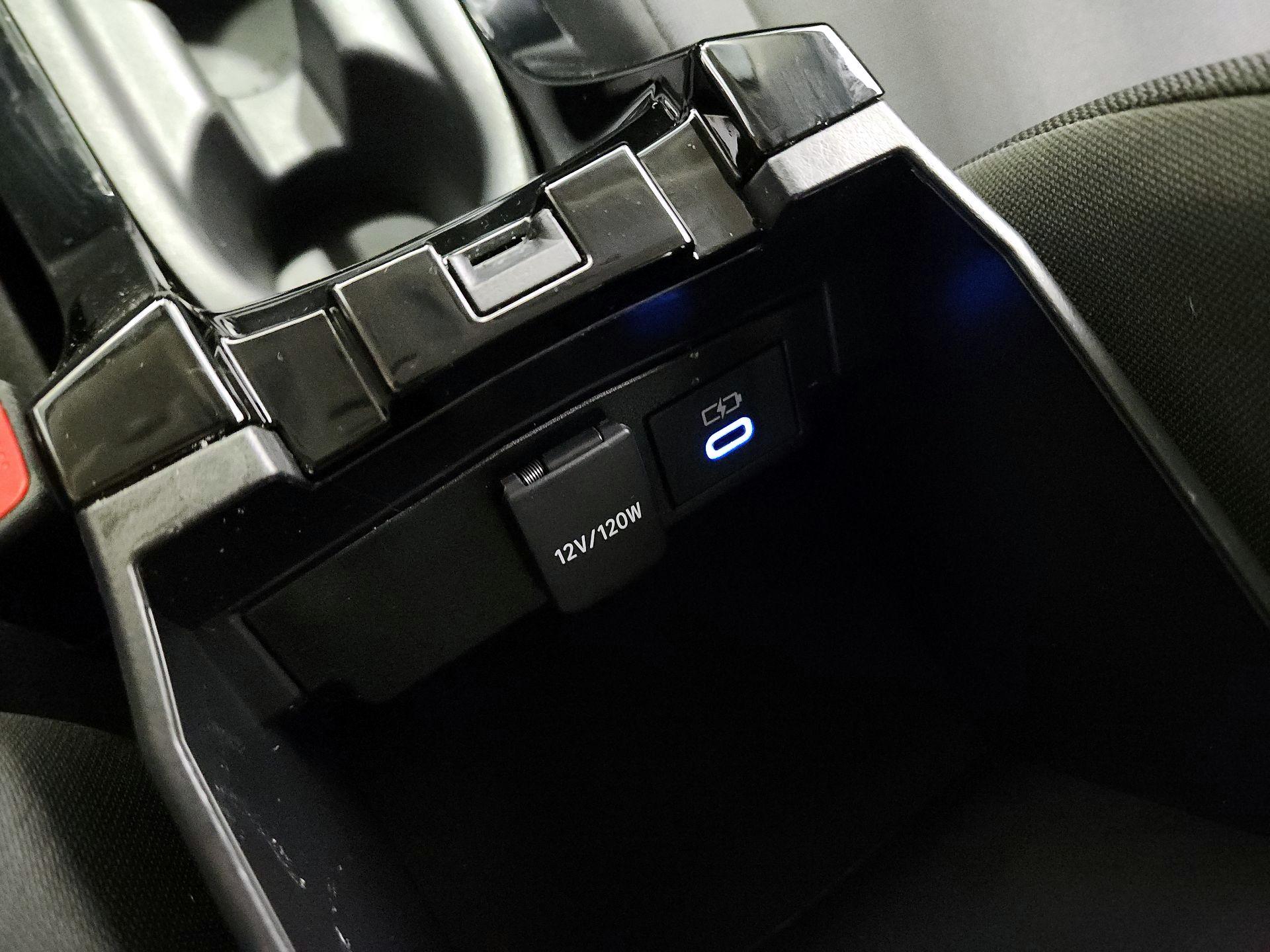 Thumbnail: 2022 Toyota Corolla - 18