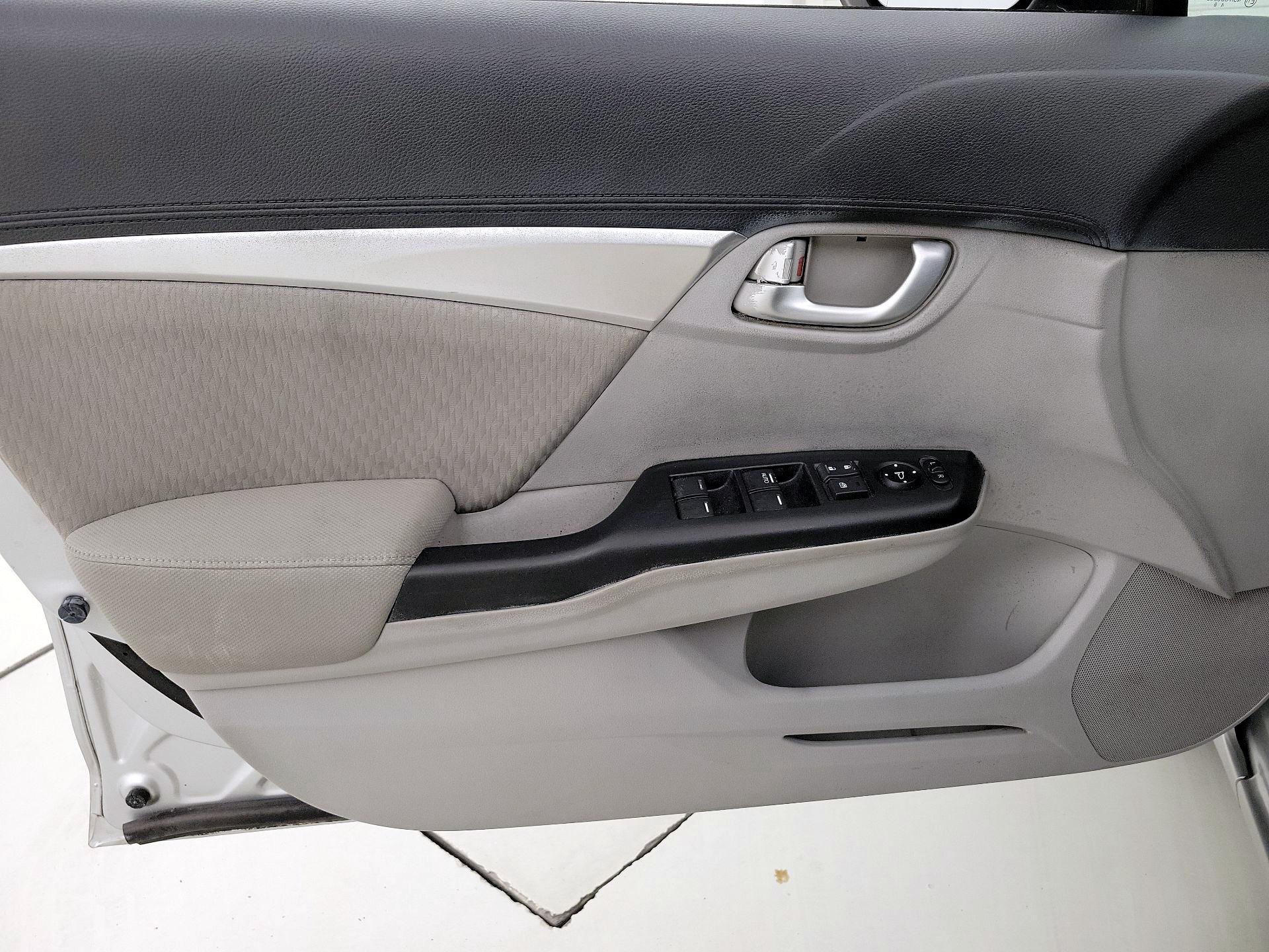 Thumbnail: 2014 Honda Civic - 12