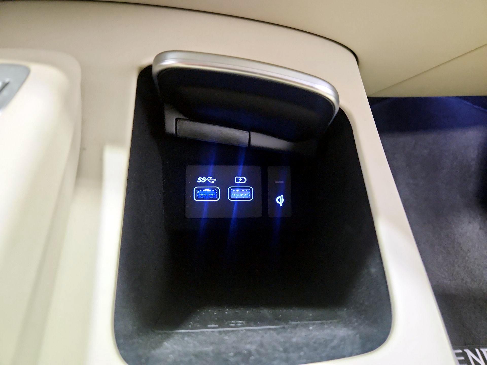 Thumbnail: 2025 Genesis GV70 - 19