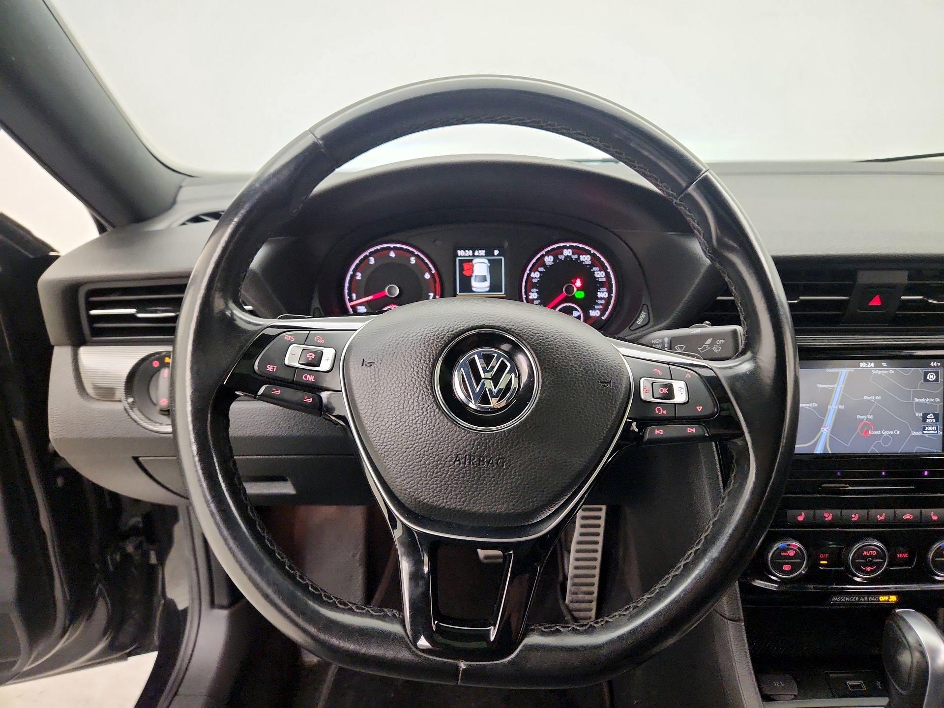 Thumbnail: 2021 Volkswagen Passat - 10