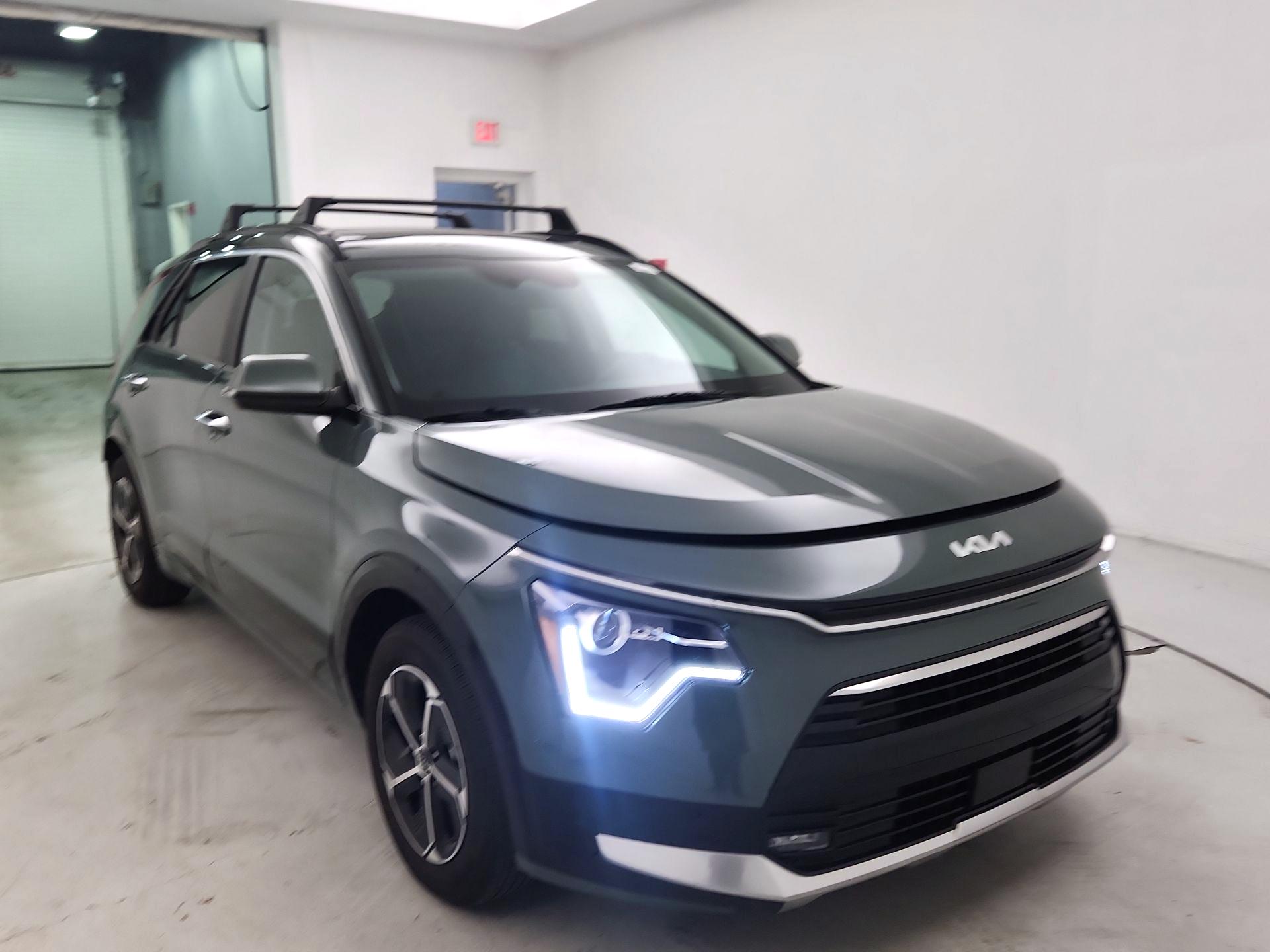 Thumbnail: 2025 Kia Niro - 1