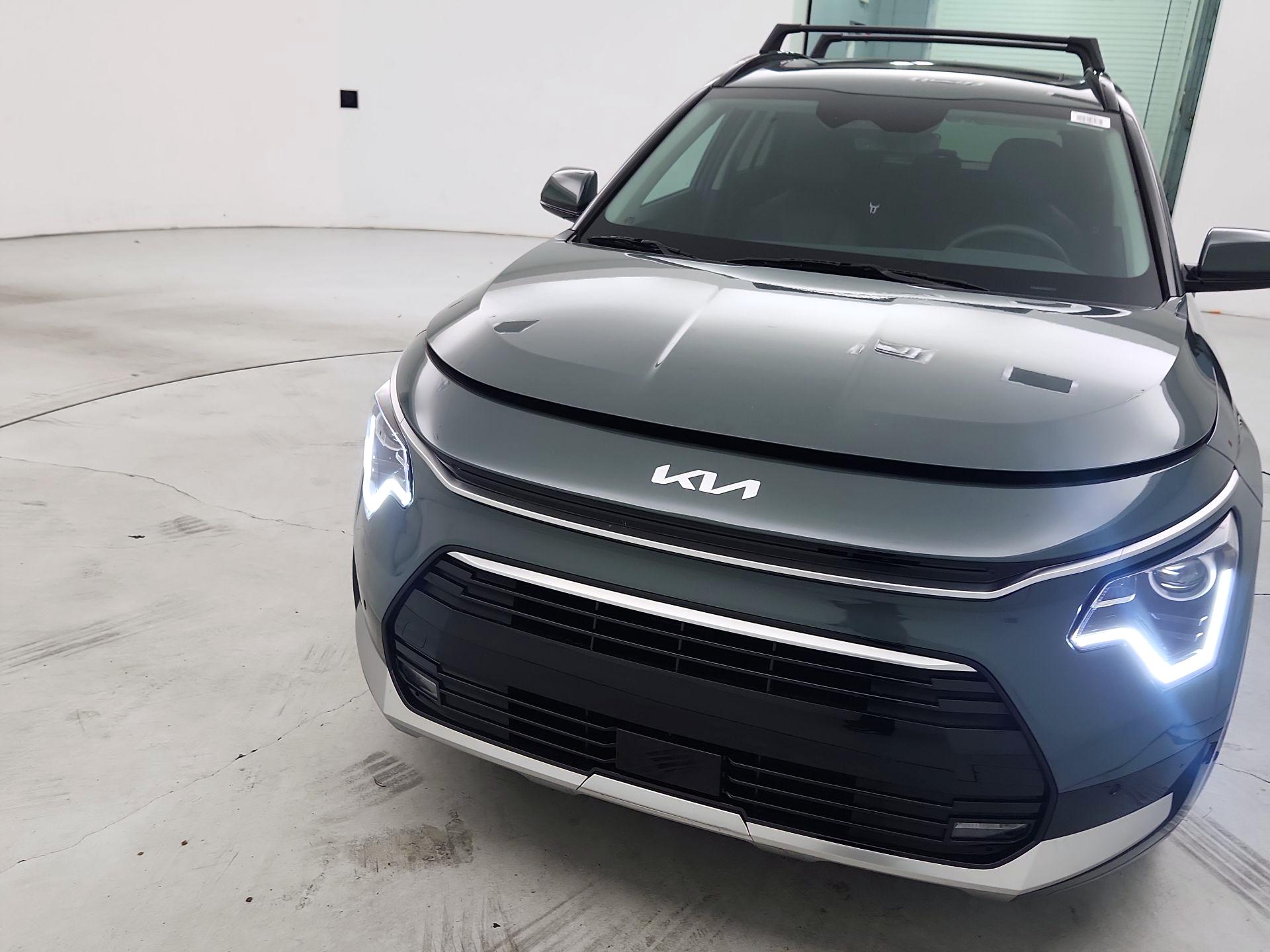 Thumbnail: 2025 Kia Niro - 2