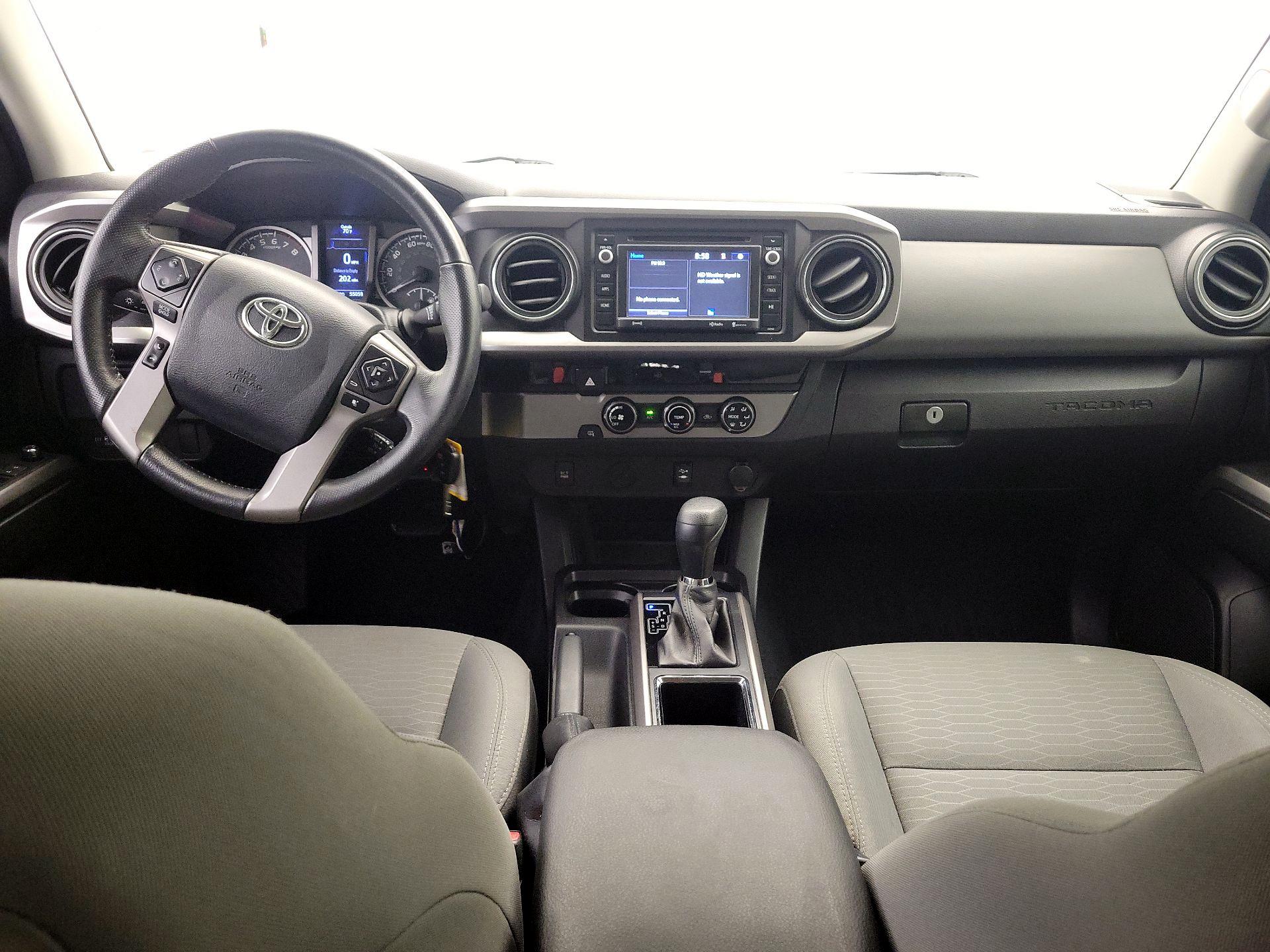 Thumbnail: 2017 Toyota Tacoma - 9