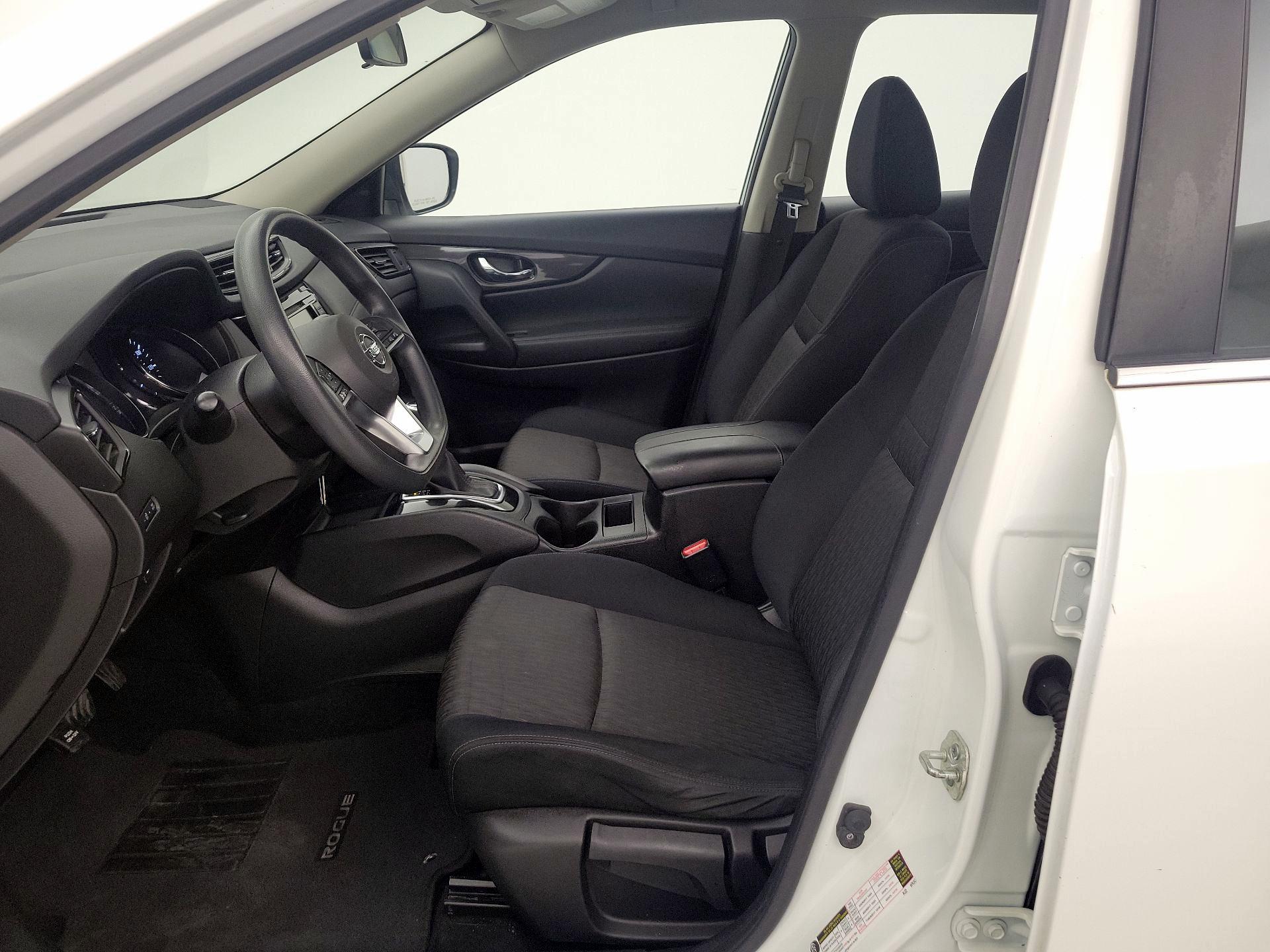 Thumbnail: 2018 Nissan Rogue - 11