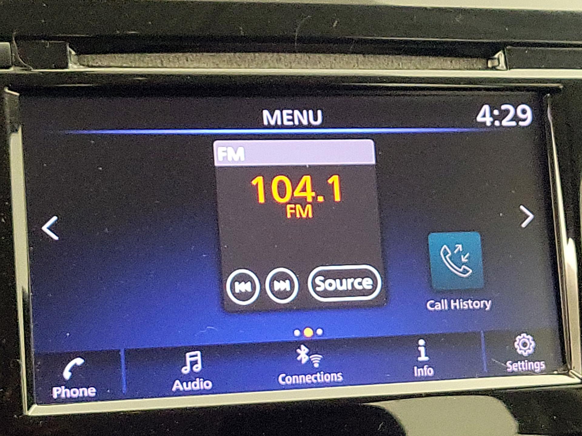 Thumbnail: 2018 Nissan Rogue - 15