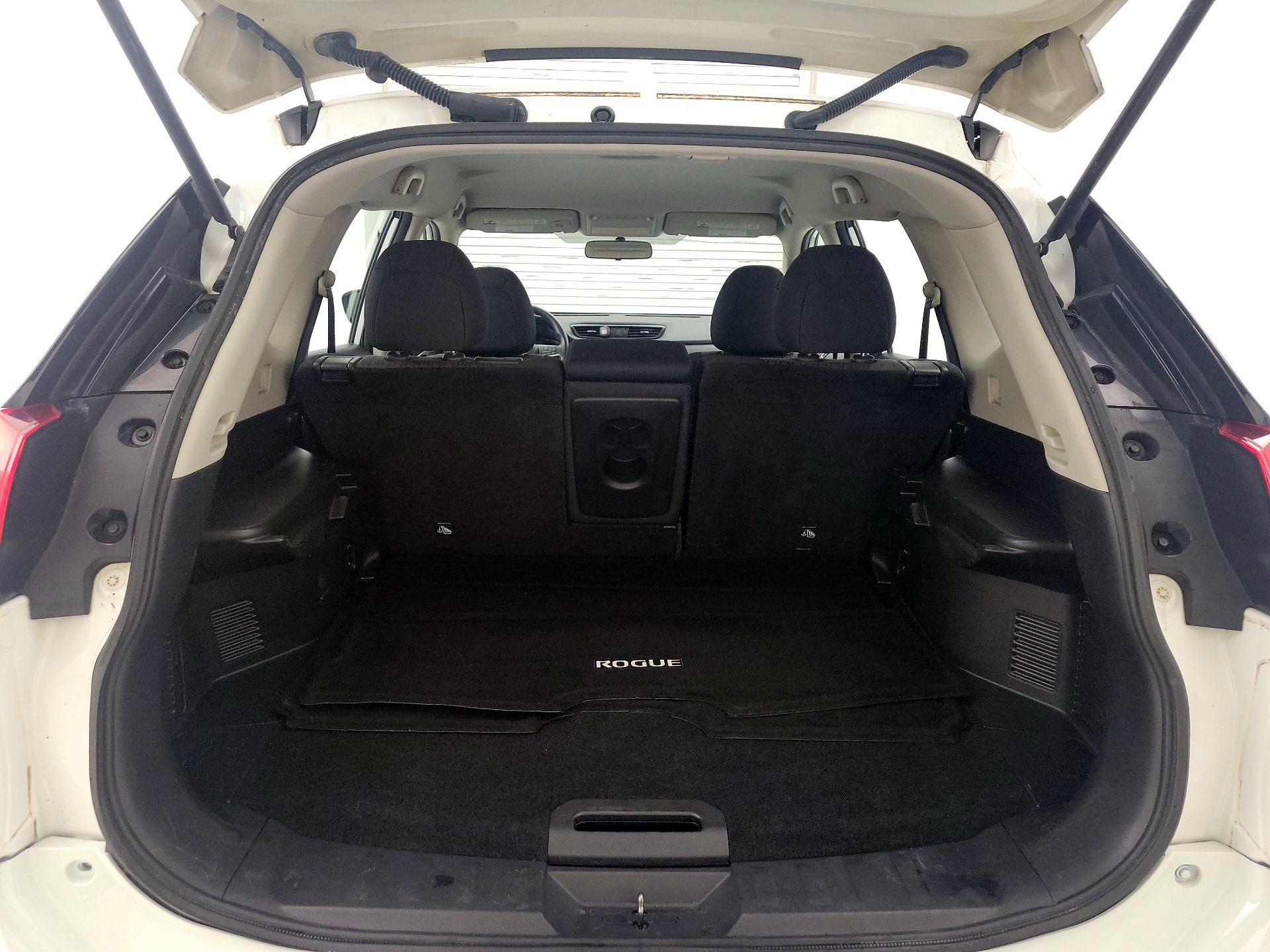 Thumbnail: 2018 Nissan Rogue - 20