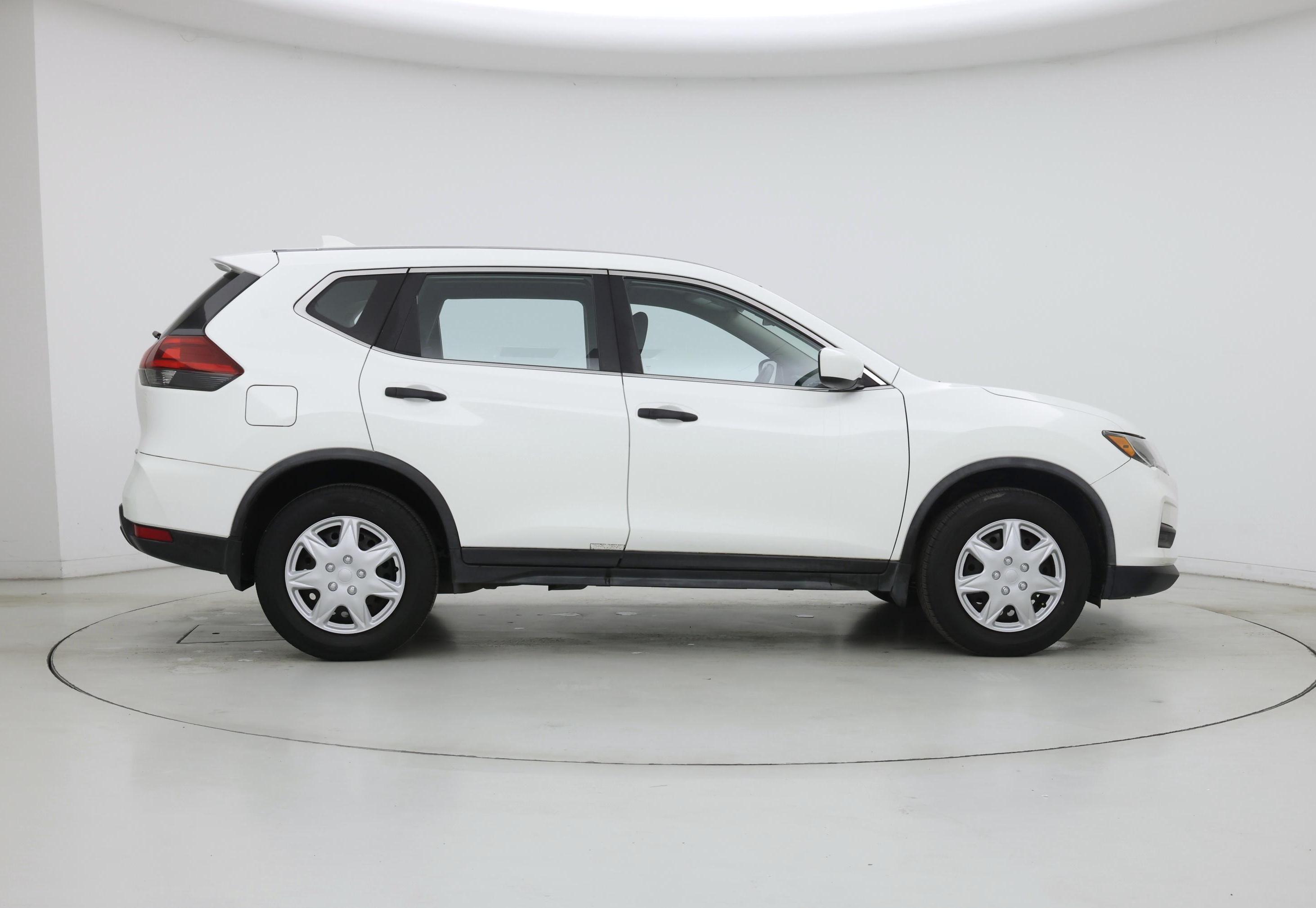 Thumbnail: 2018 Nissan Rogue - 7