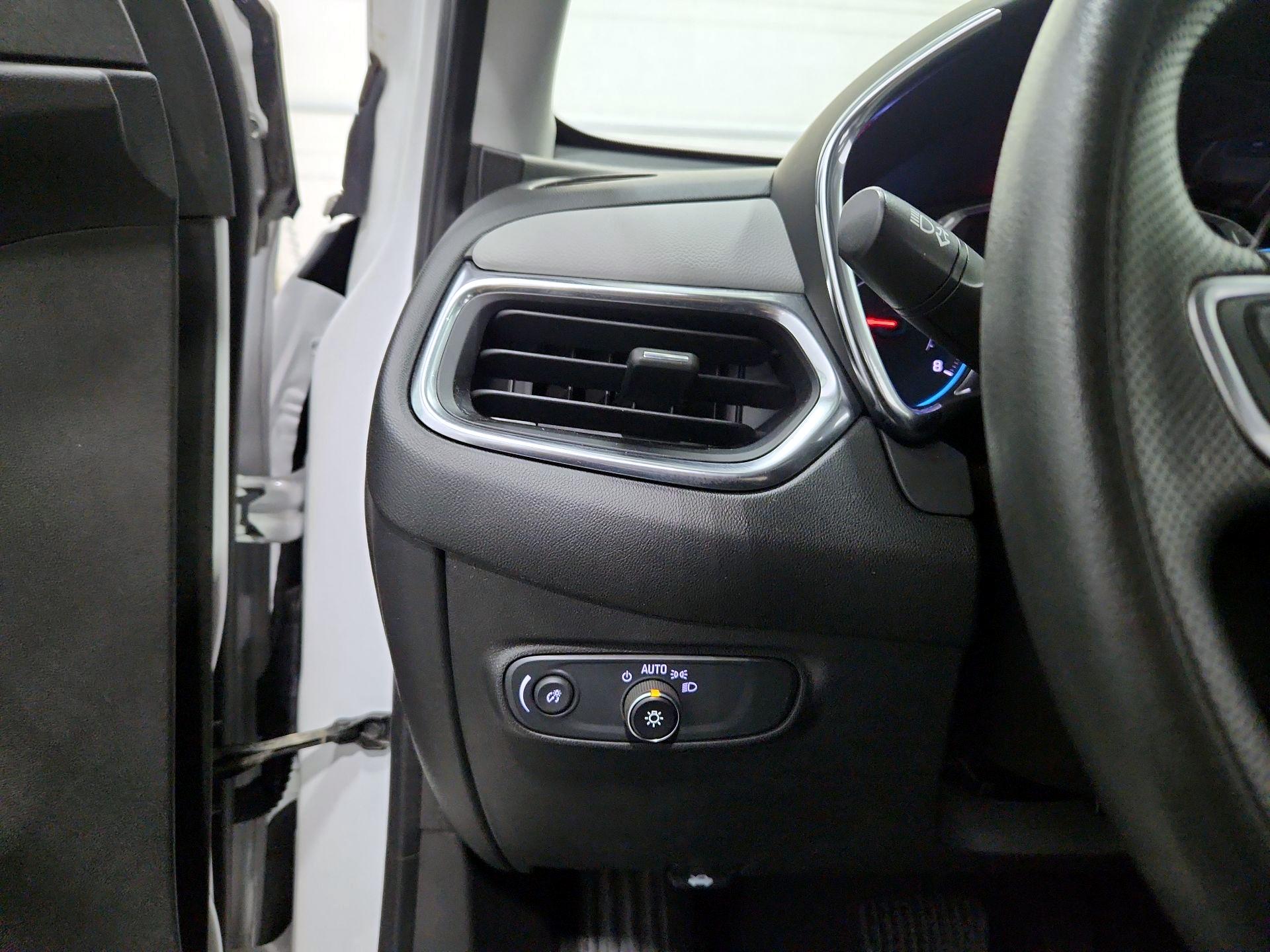 Thumbnail: 2022 Chevrolet Equinox - 13