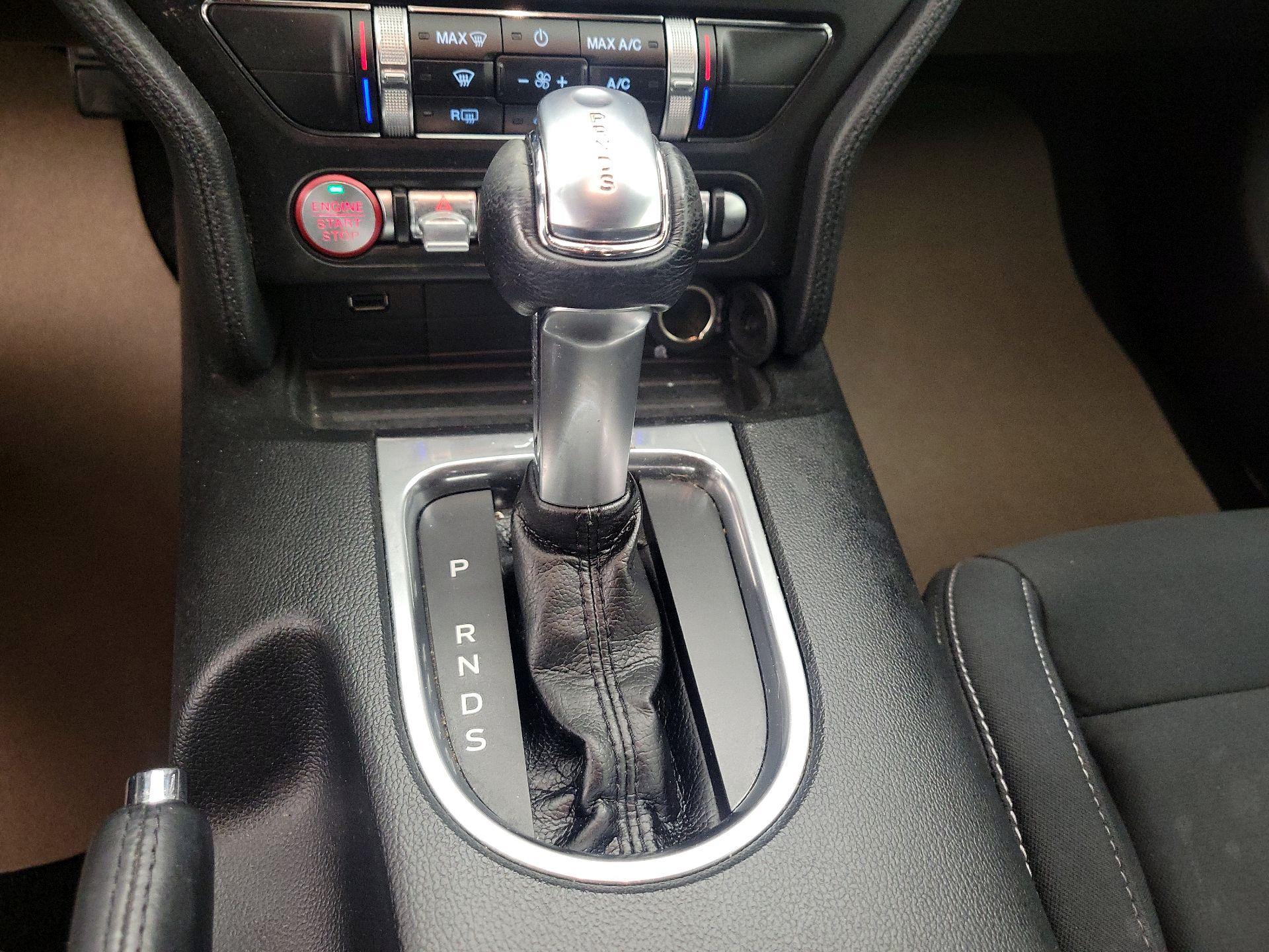 Thumbnail: 2019 Ford Mustang - 18