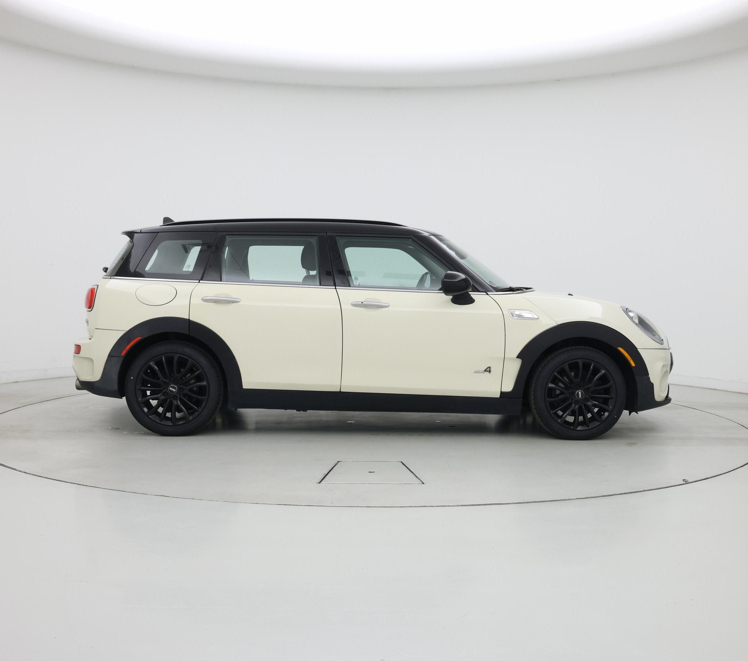 Thumbnail: 2019 MINI Cooper Clubman - 7