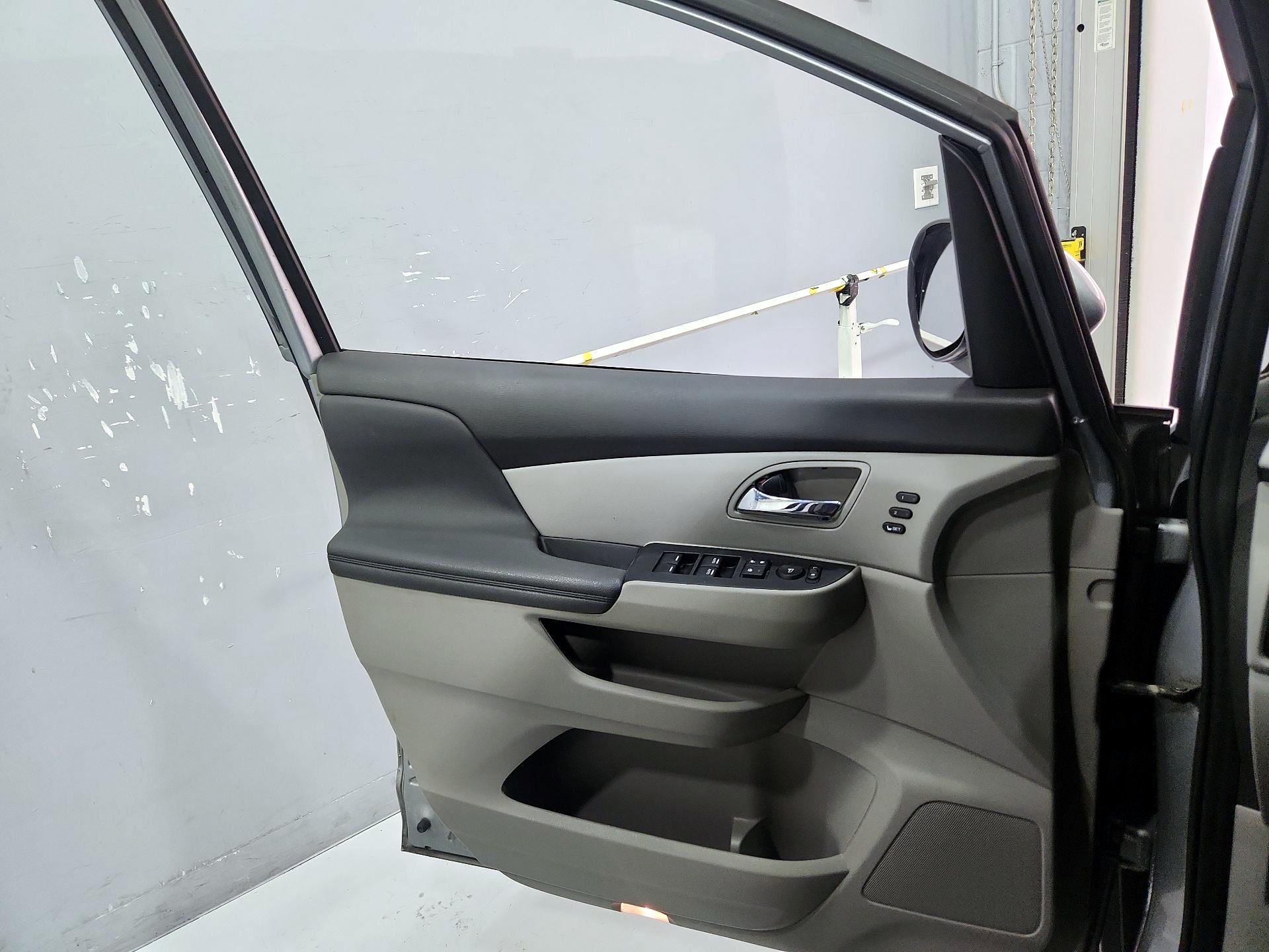 Thumbnail: 2016 Honda Odyssey - 12