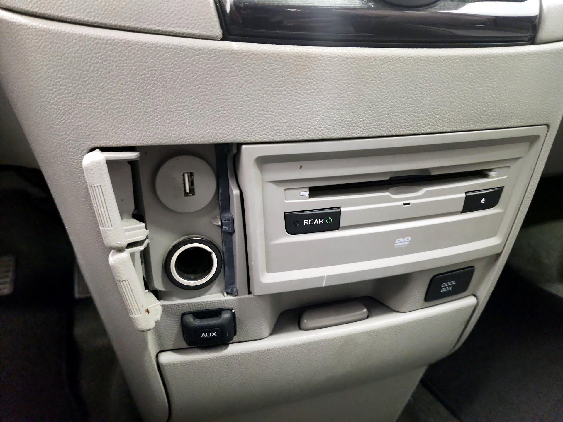 Thumbnail: 2016 Honda Odyssey - 18