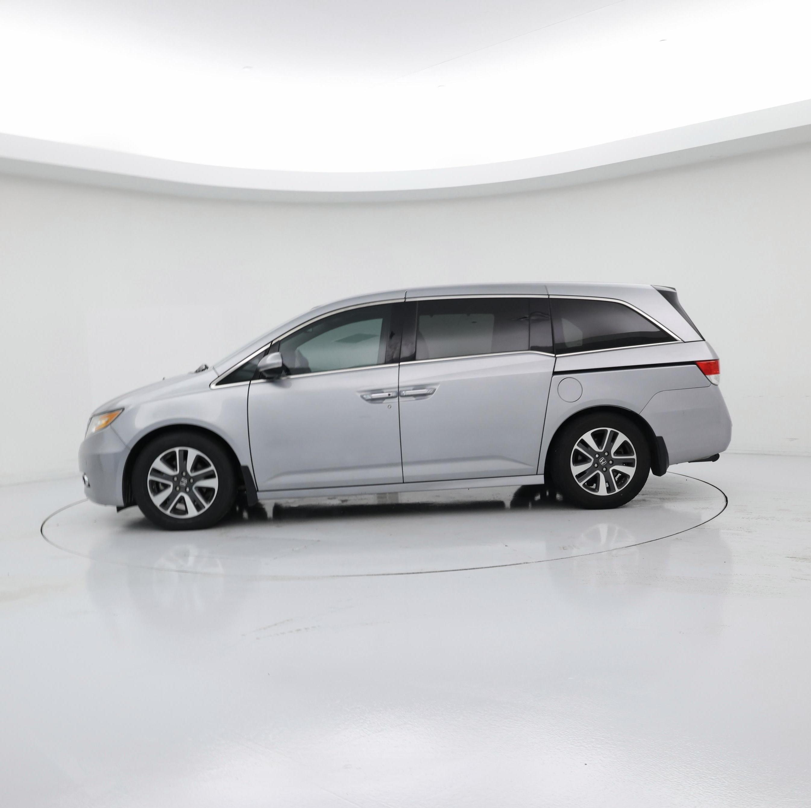 Thumbnail: 2016 Honda Odyssey - 3