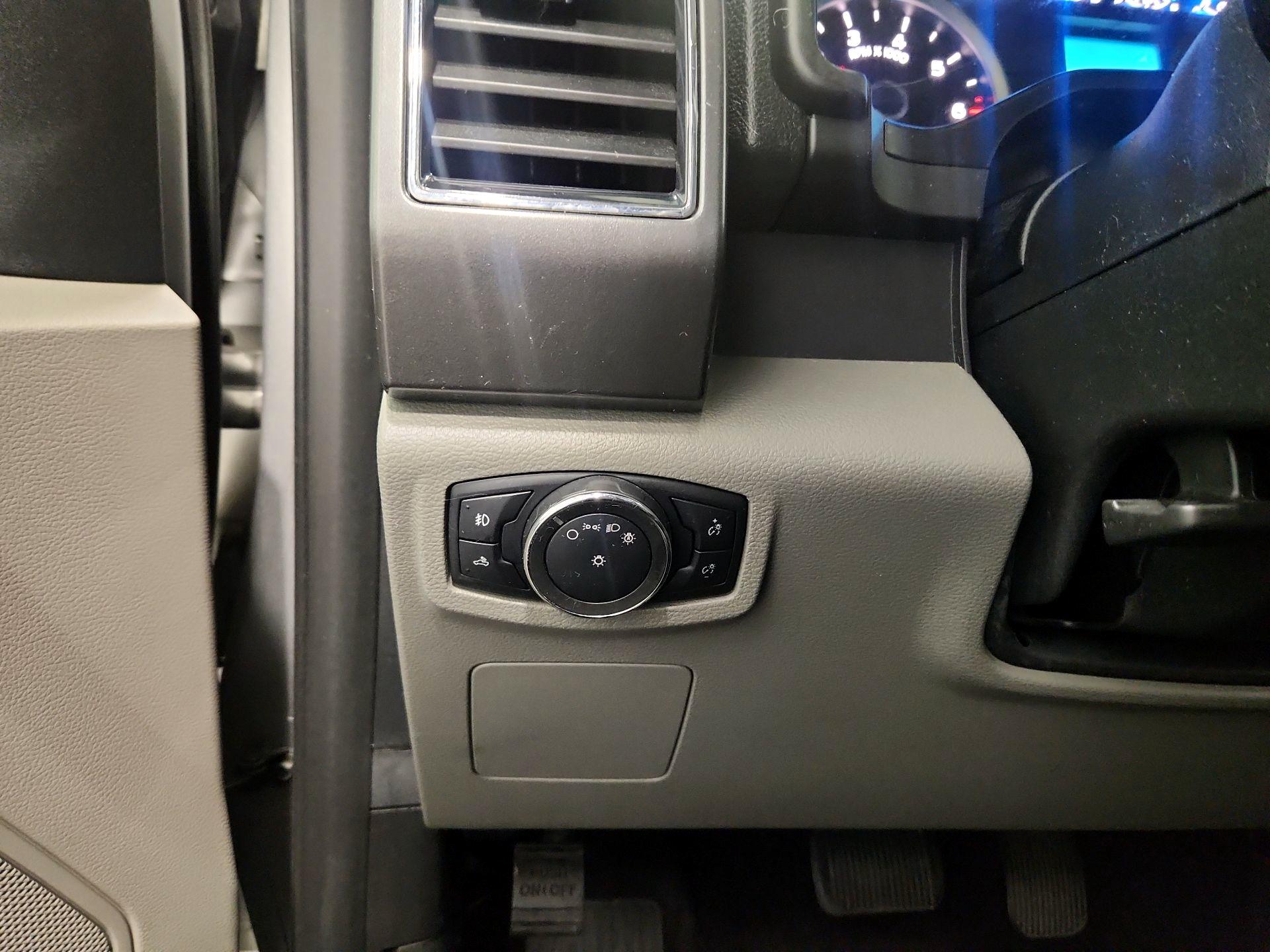 Thumbnail: 2017 Ford F-150 - 13