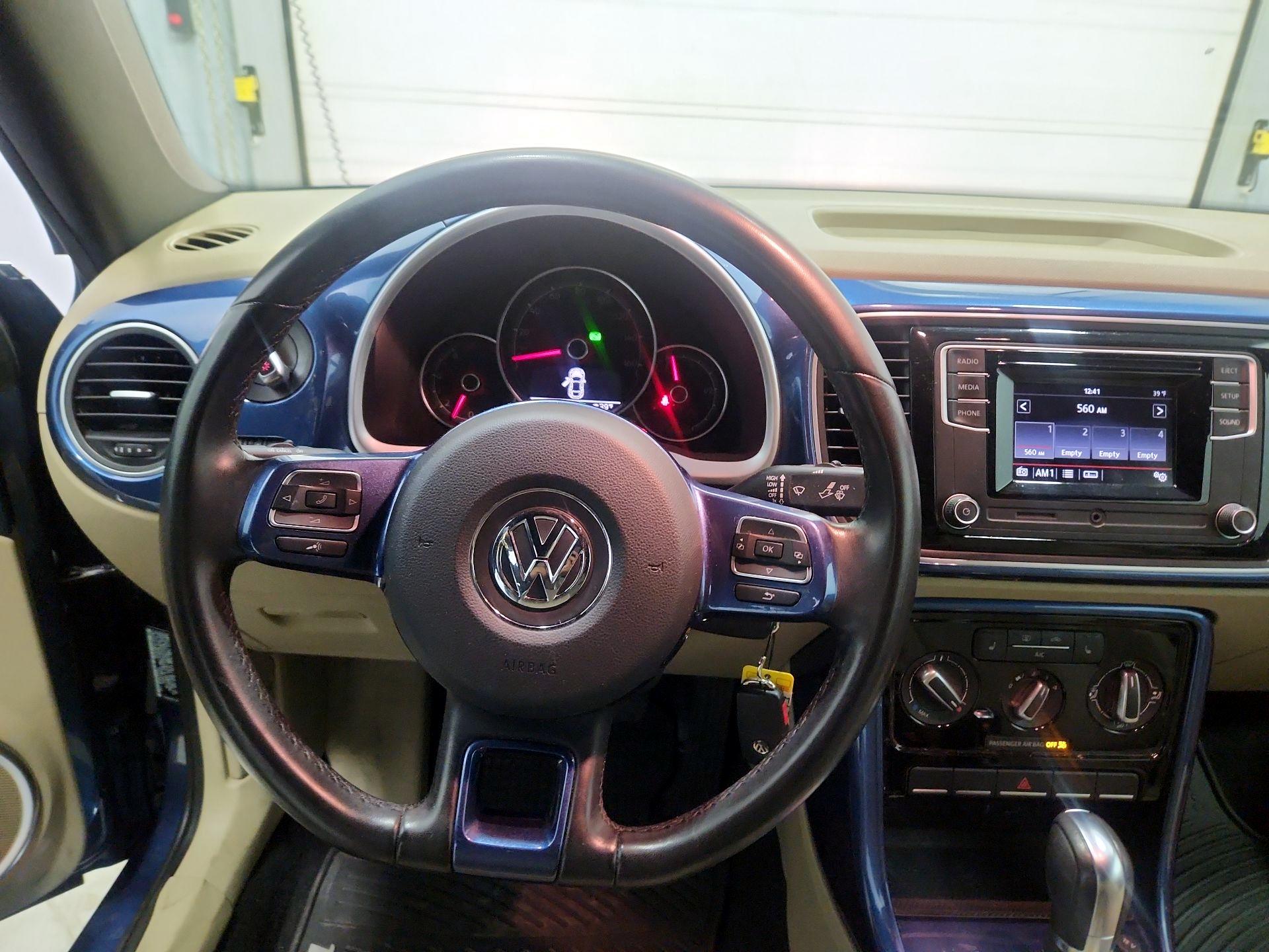 Thumbnail: 2019 Volkswagen Beetle - 10