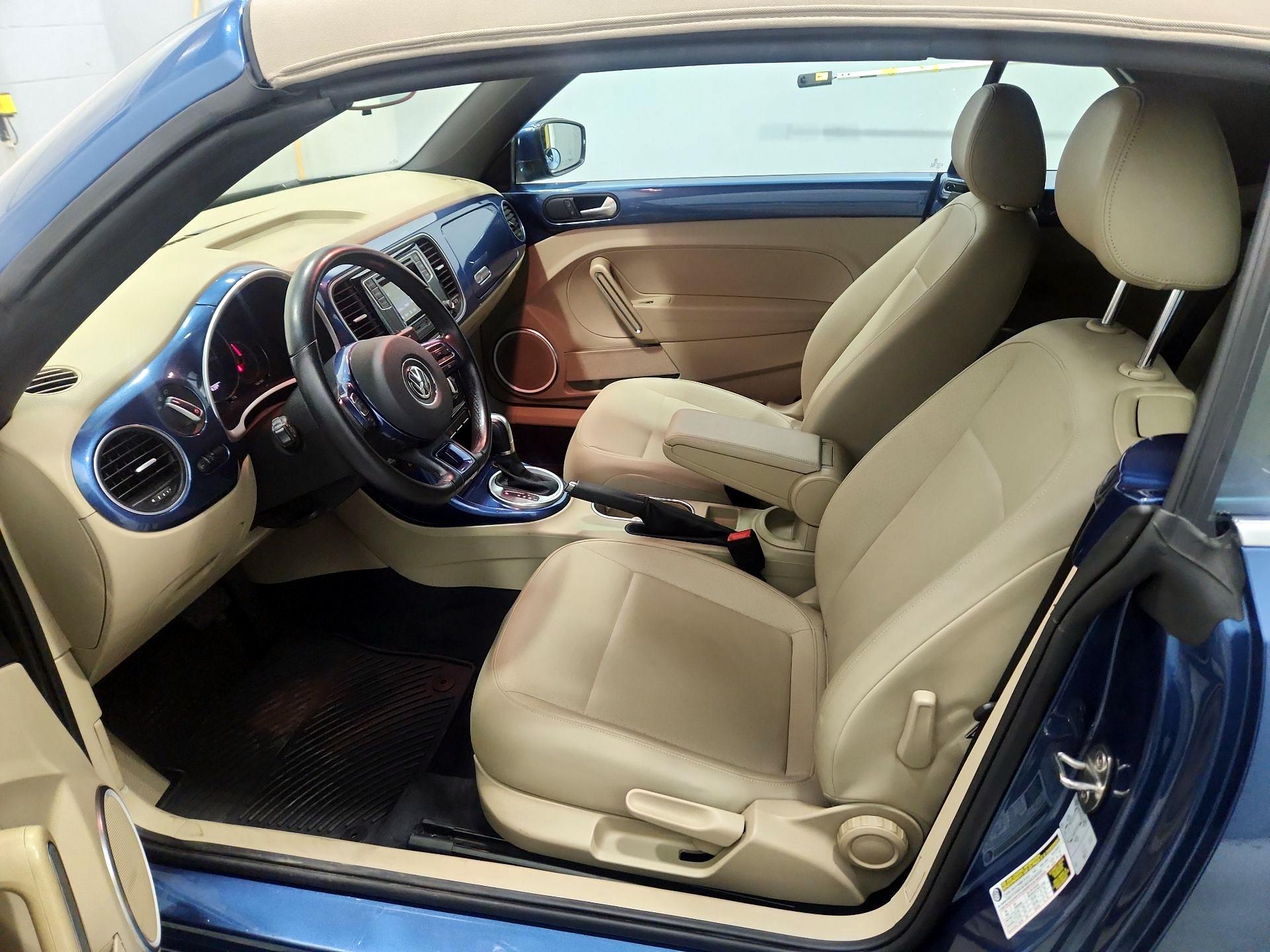 Thumbnail: 2019 Volkswagen Beetle - 11