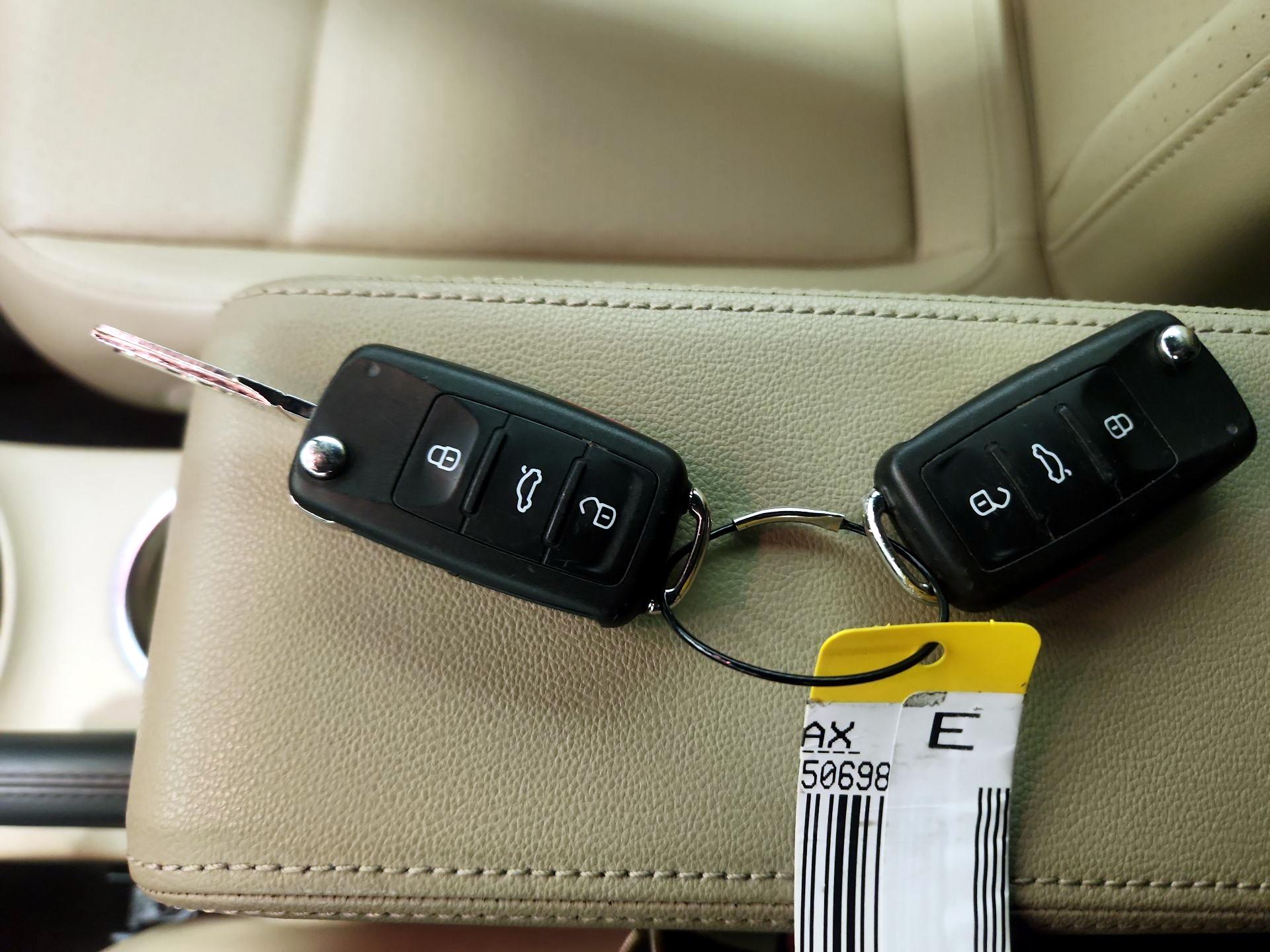 Thumbnail: 2019 Volkswagen Beetle - 19