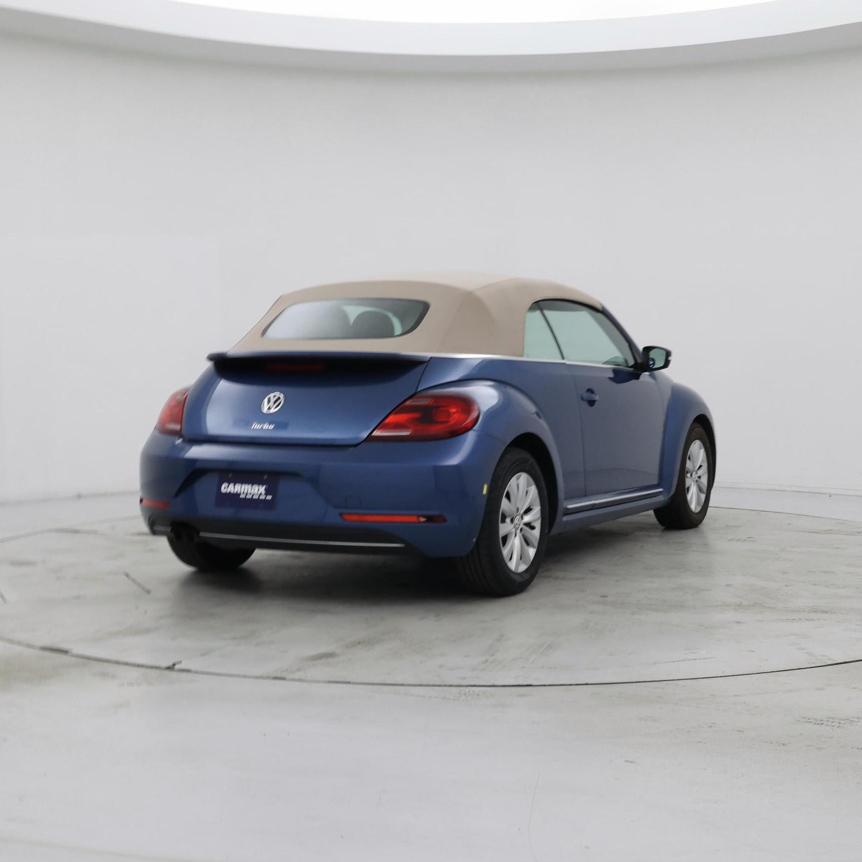 Thumbnail: 2019 Volkswagen Beetle - 8