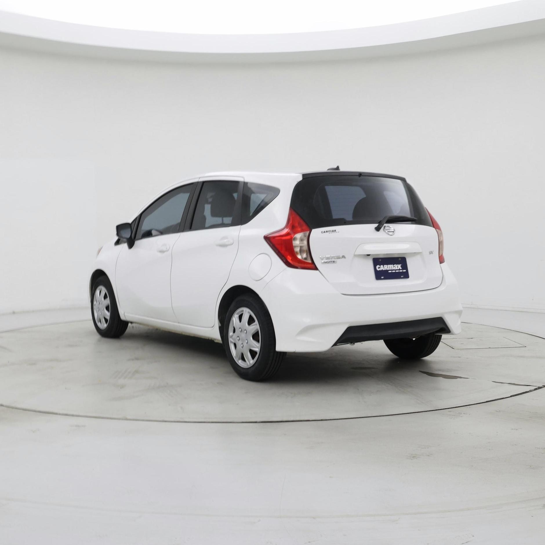 Thumbnail: 2017 Nissan Versa Note - 2