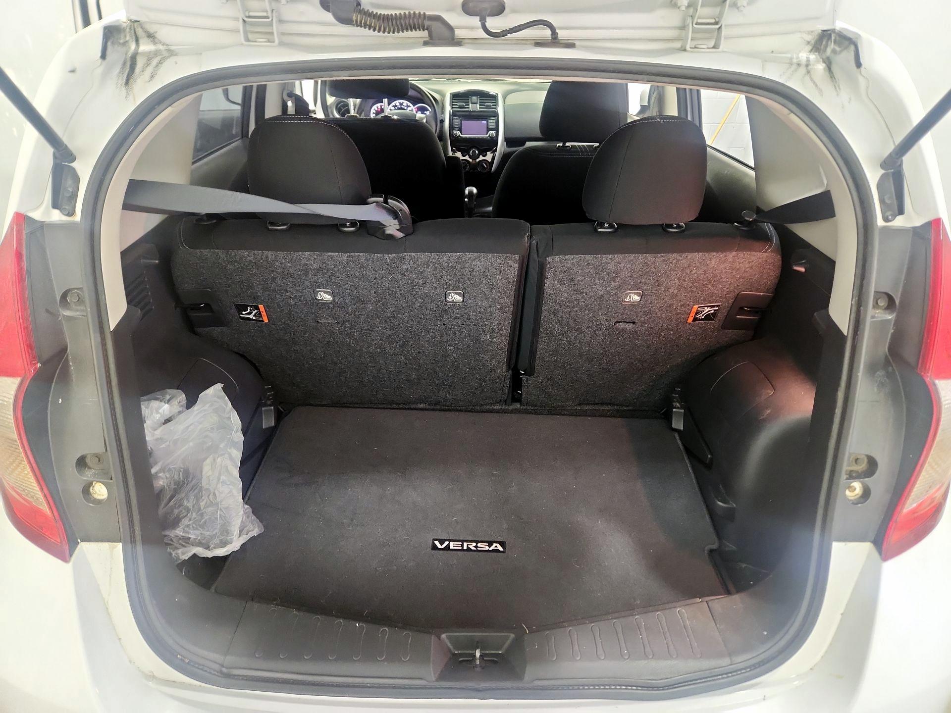 Thumbnail: 2017 Nissan Versa Note - 20